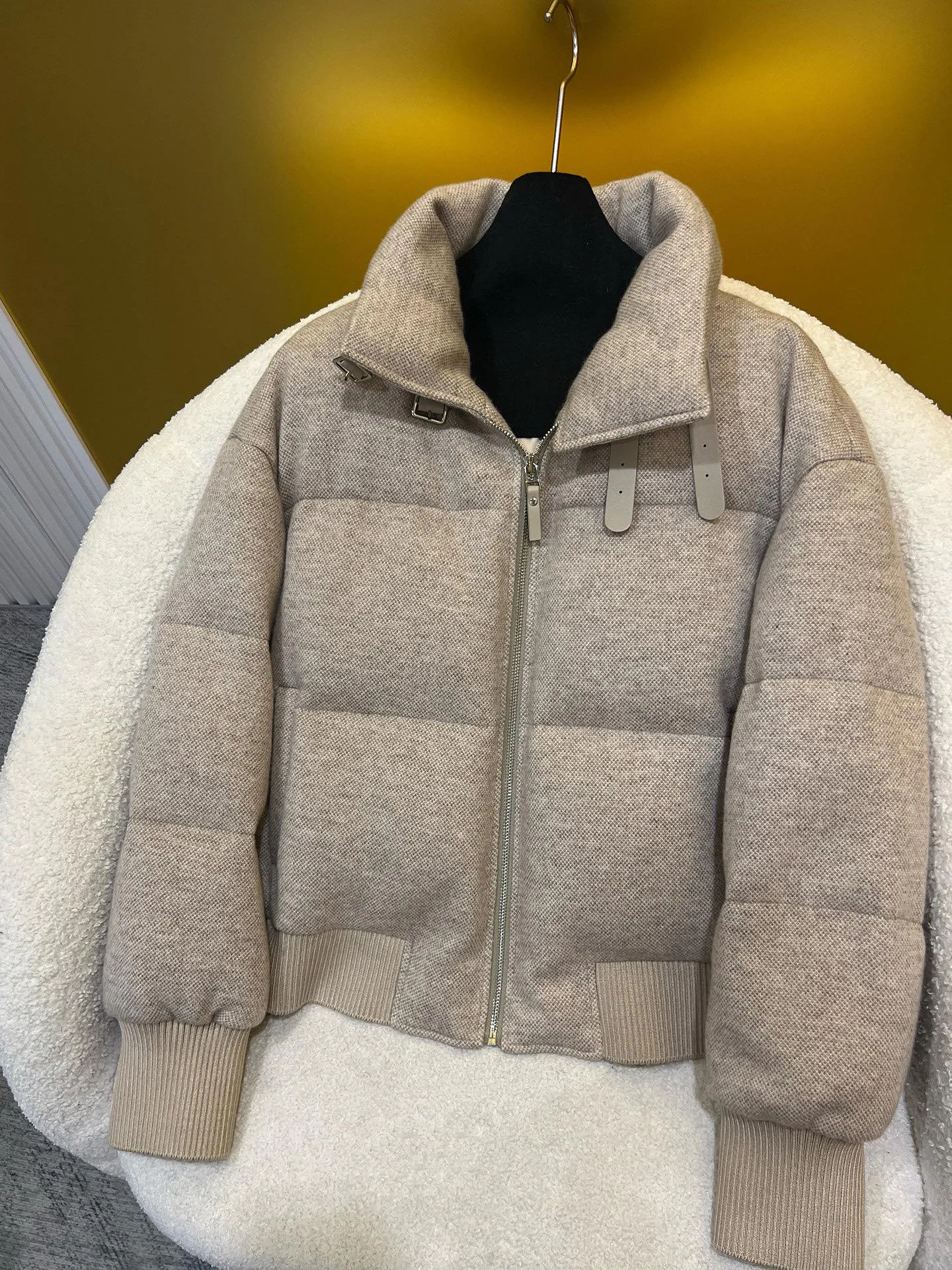 Куртки И Пуховики Женские Loro Piana 19338804