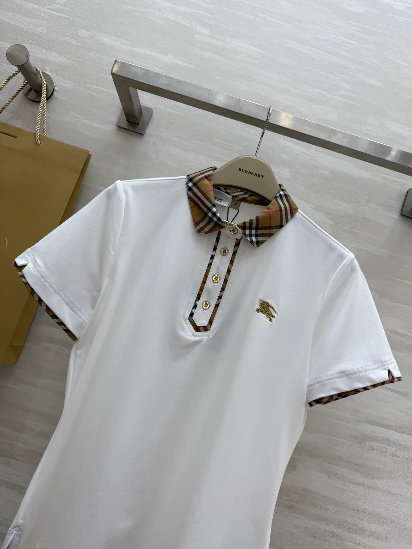 Рубашки Женские Burberry 12838357