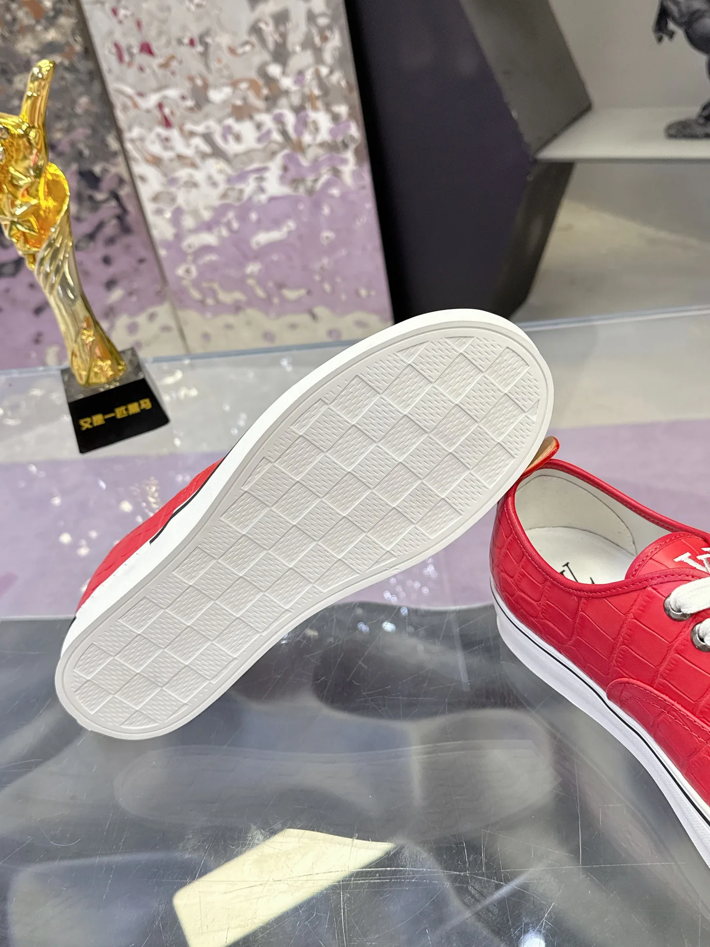 Кроссовки Мужские Louis Vuitton 17930913
