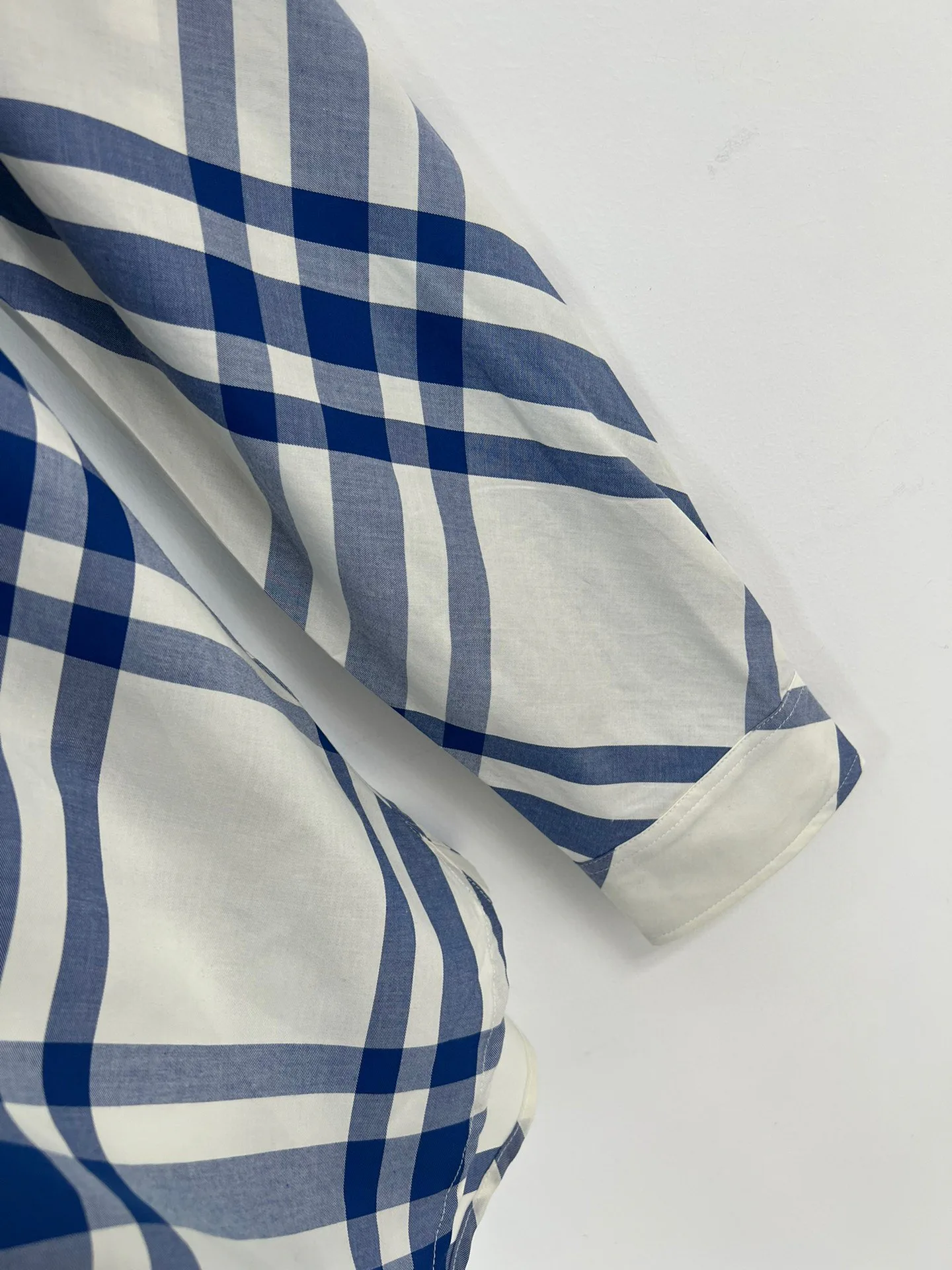 Рубашки Женские Burberry 10898913