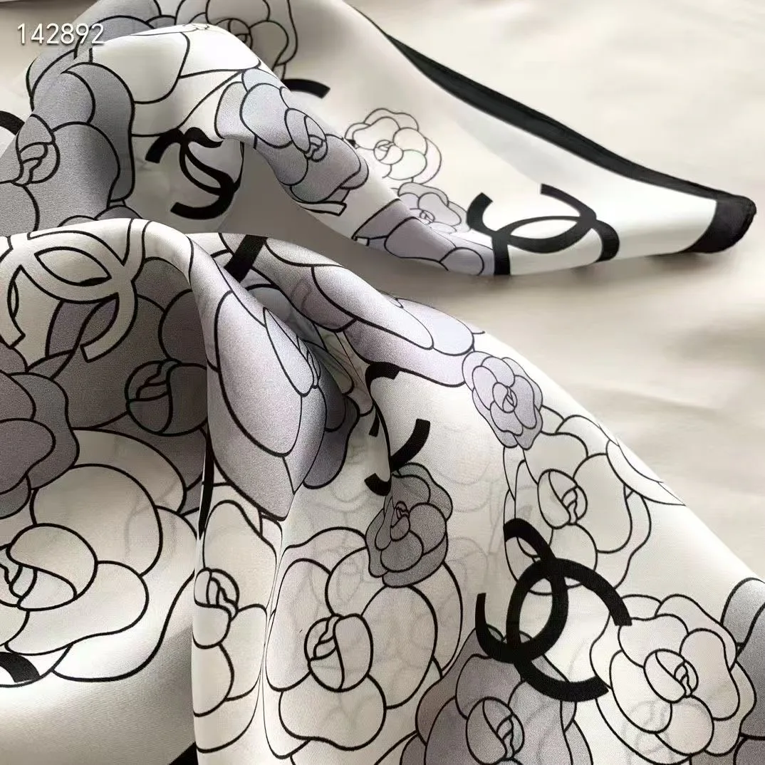 Платки Chanel 11762617