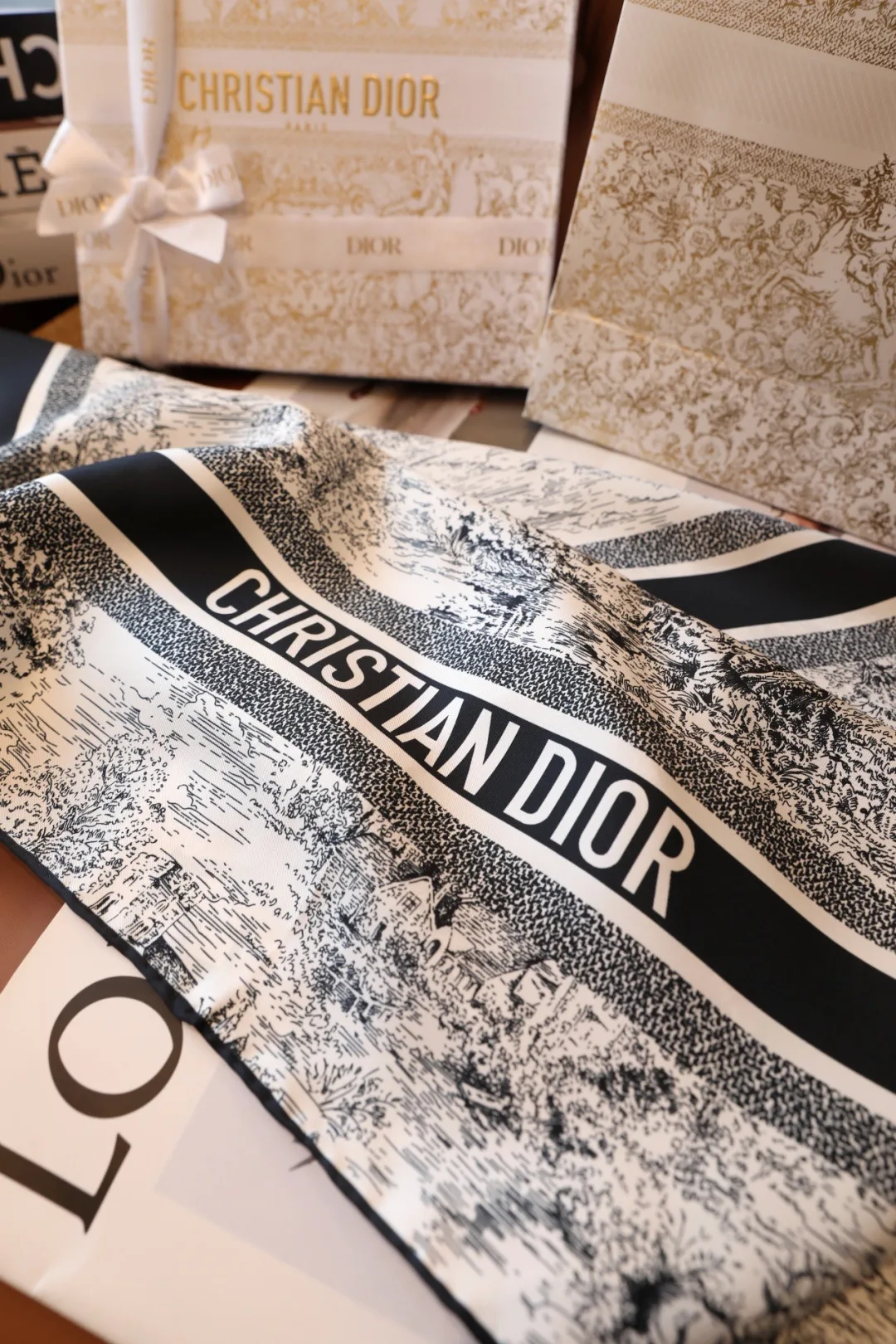 Платки Christian Dior 9648221