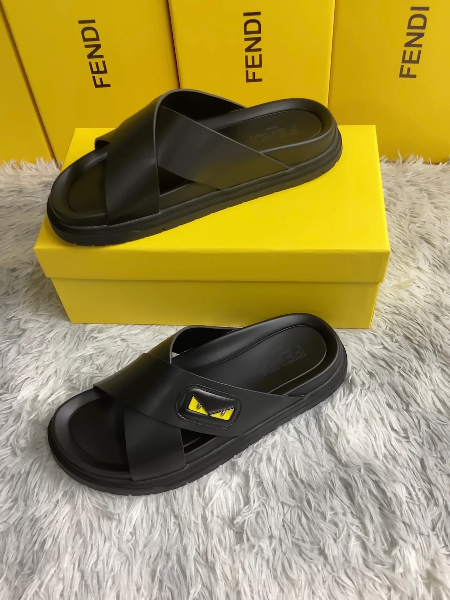 Шлепанцы Мужские Fendi 13353285