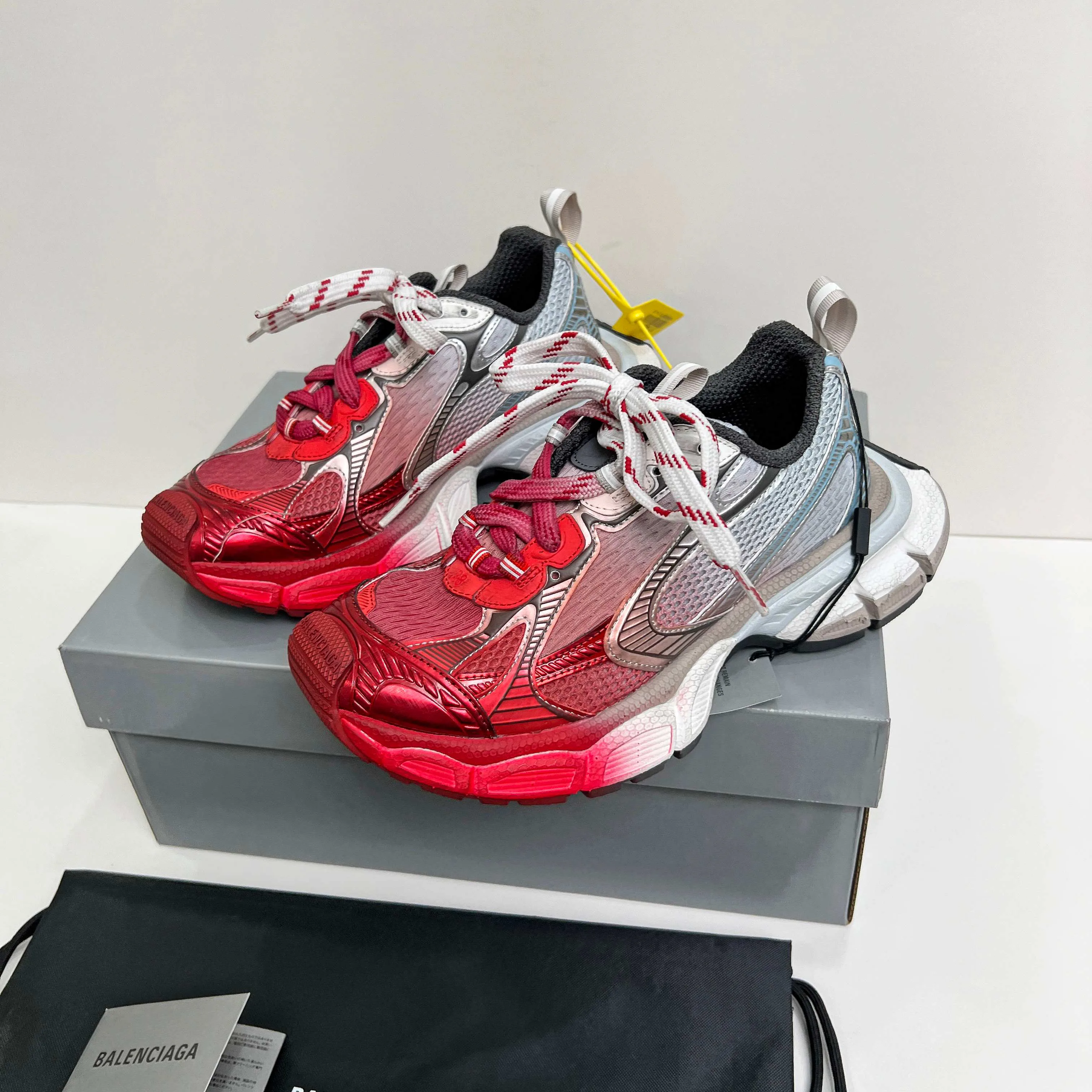 Кроссовки Женские Balenciaga 6062635