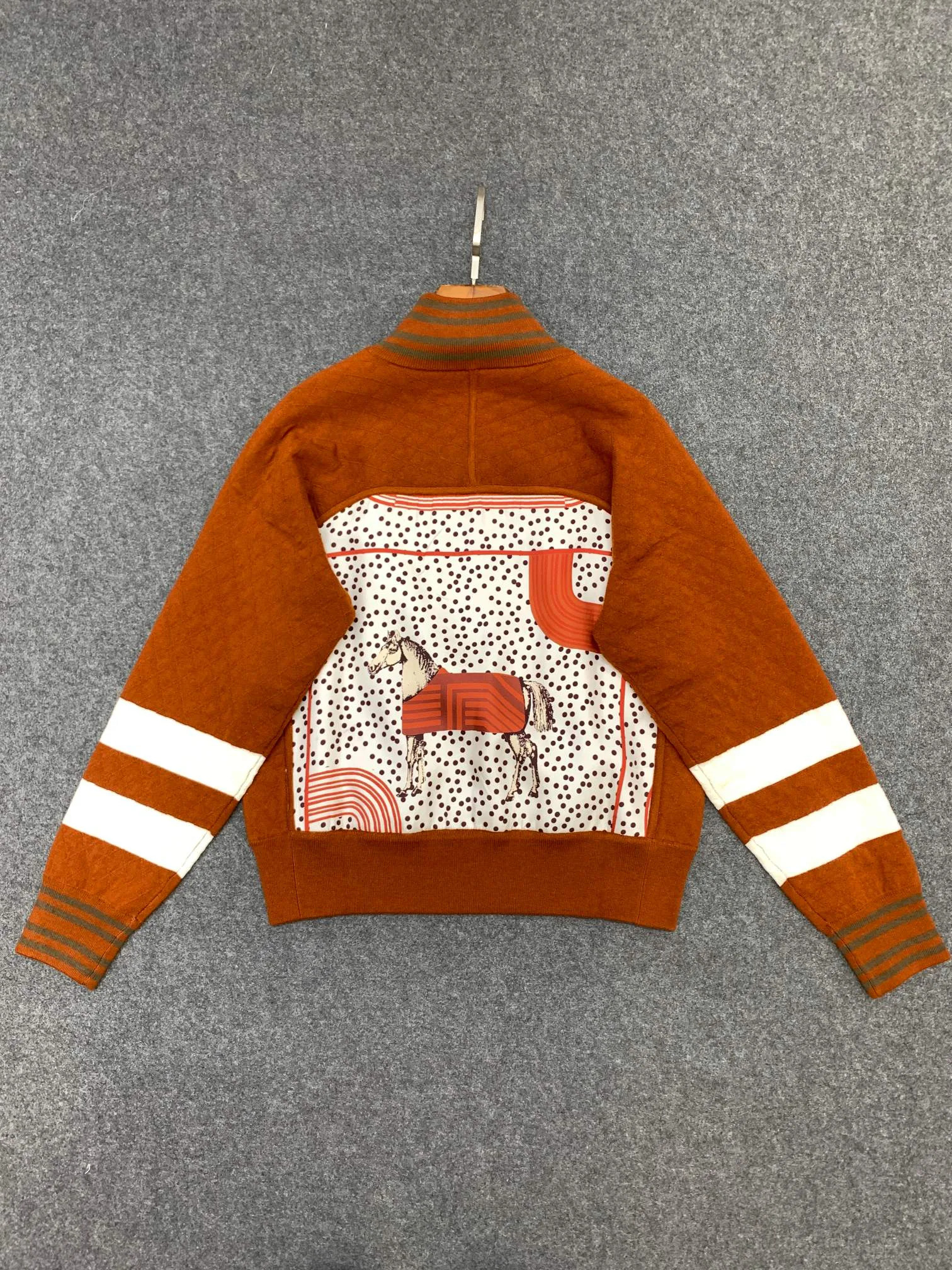 Куртки И Пуховики Женские Hermes 18971928