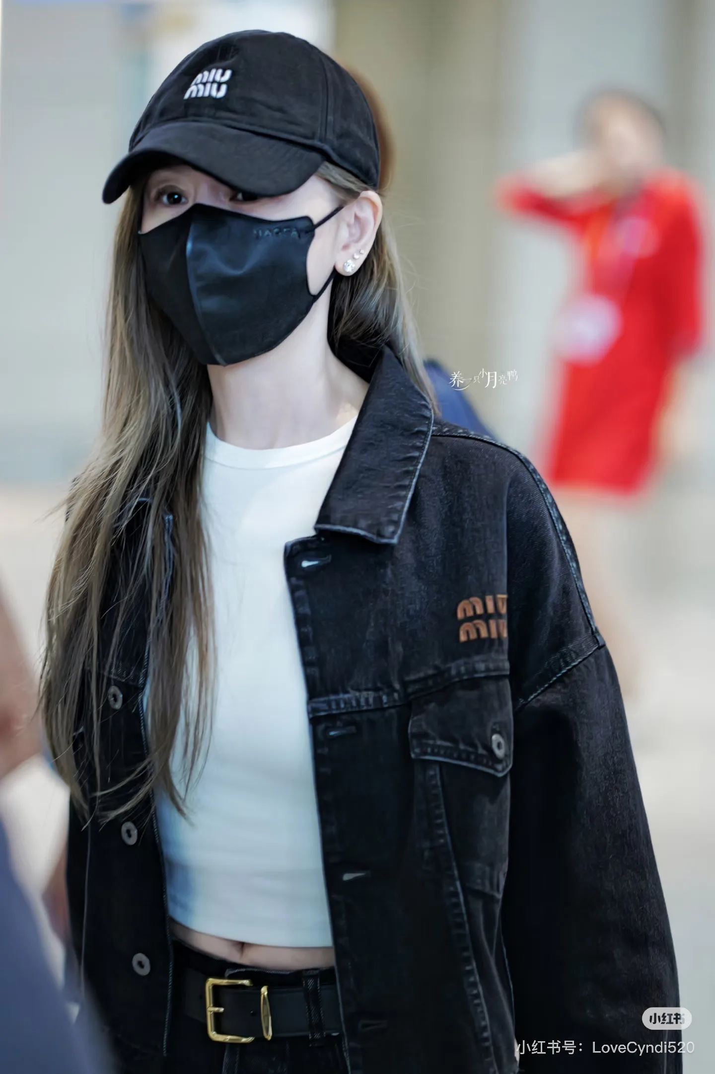 Куртки И Пуховики Женские Miu Miu 9592301