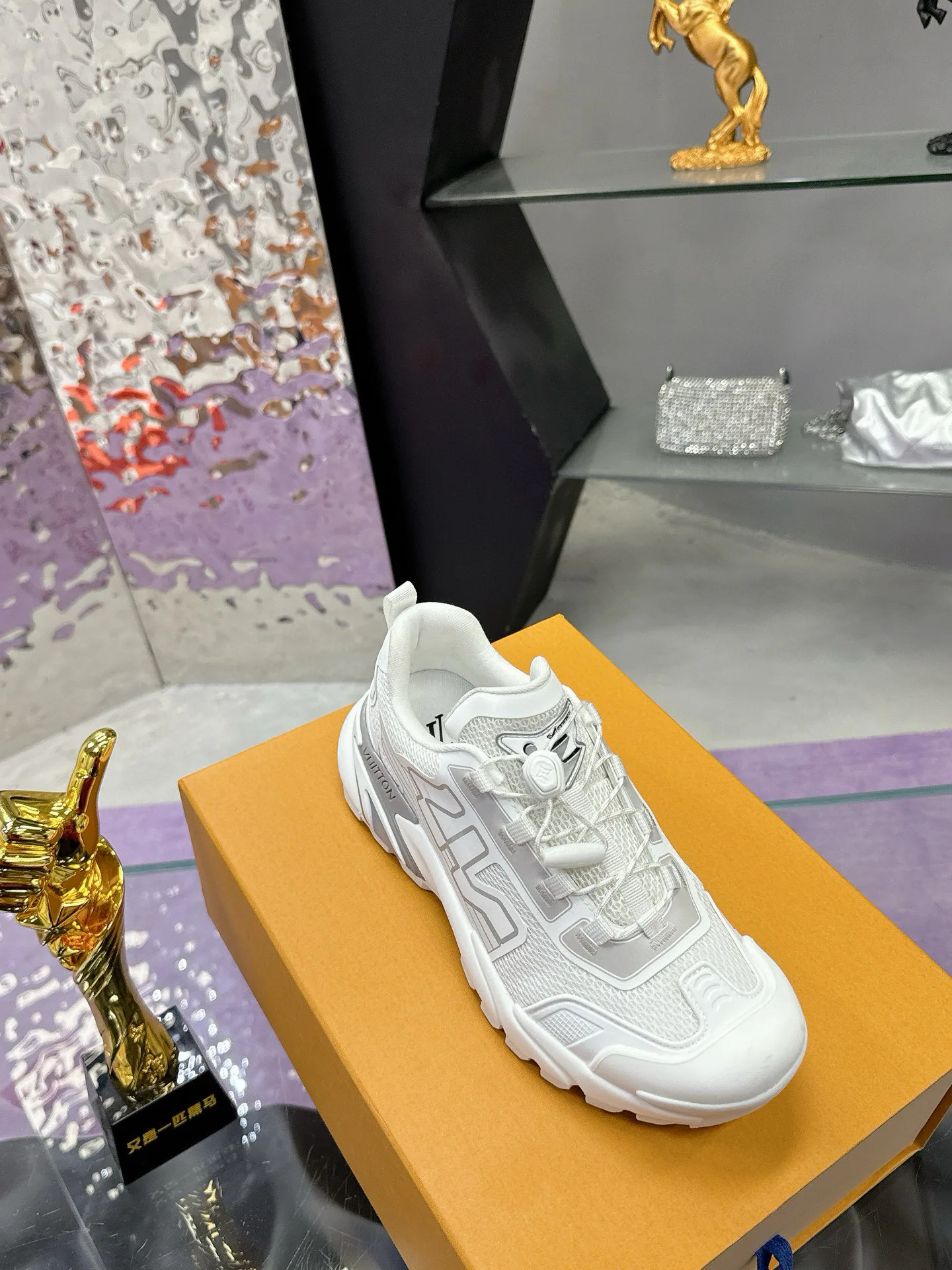 Кроссовки Мужские Louis Vuitton 841706