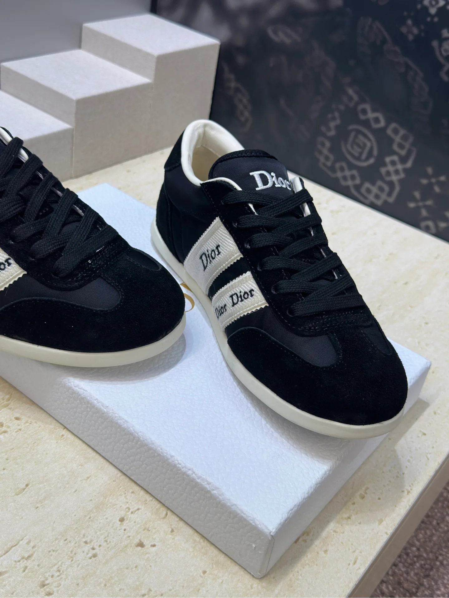 Кроссовки Женские Christian Dior 17612353