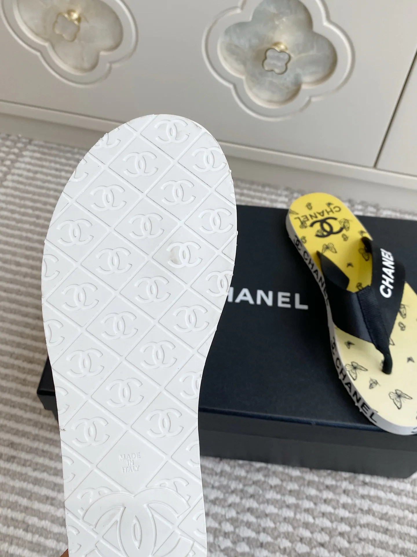 Шлепанцы Женские Chanel 11909733