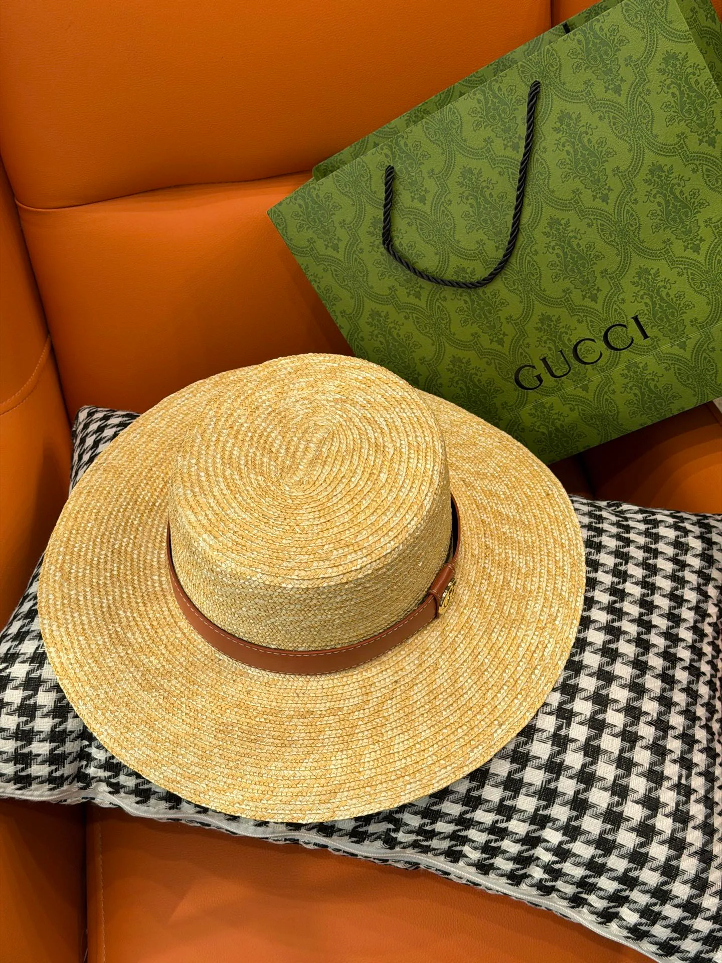 Головные Уборы Gucci 12697393