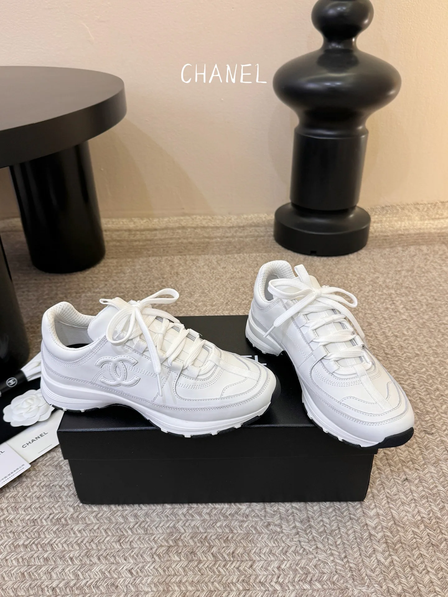 Кроссовки Женские Chanel 11389184