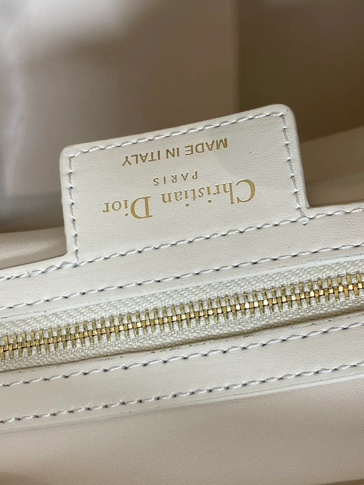 Сумки На Ремне Женские Fendi 4570385