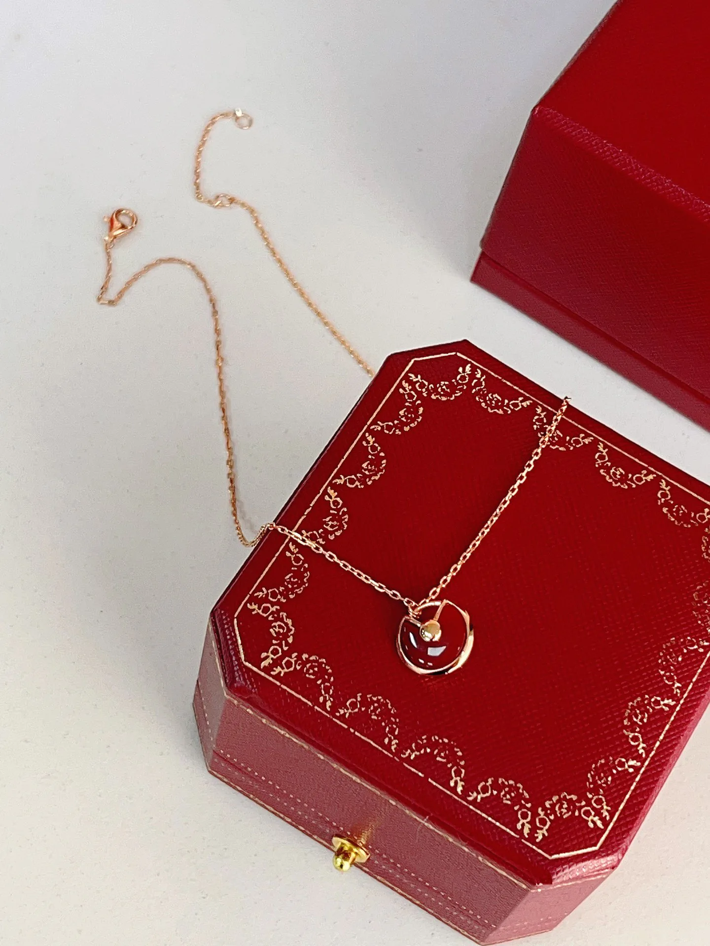 Бижутерия Cartier 4197