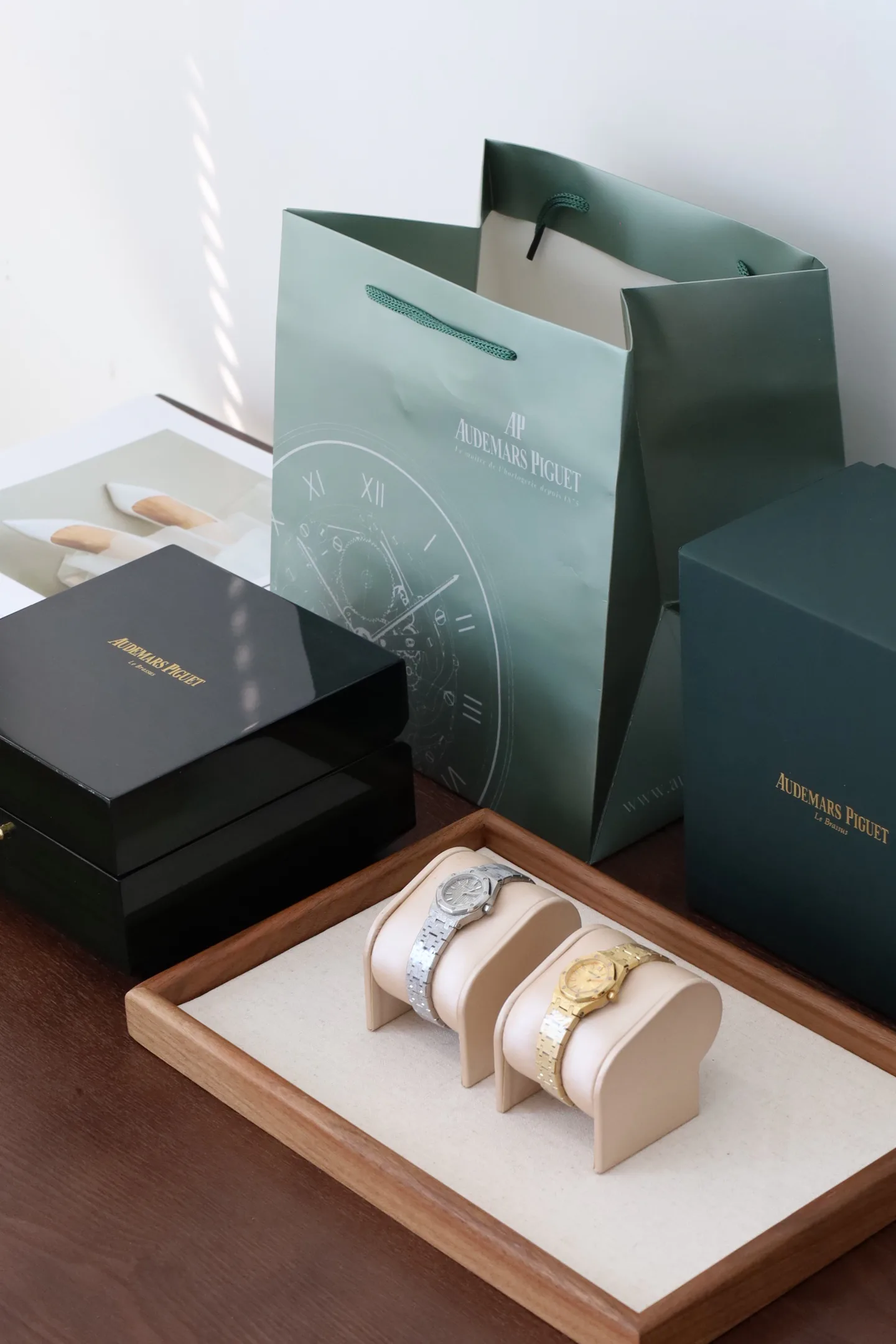Часы Женские Audemars Piguet 12827710