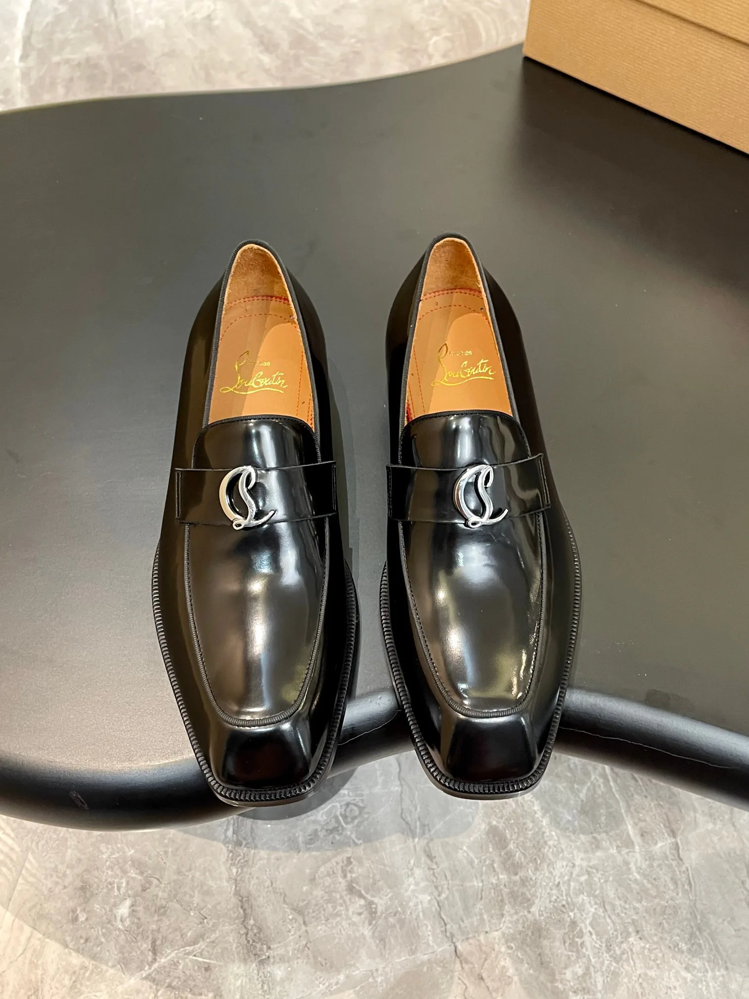 Лоферы И Туфли Мужские Christian Louboutin 18119112