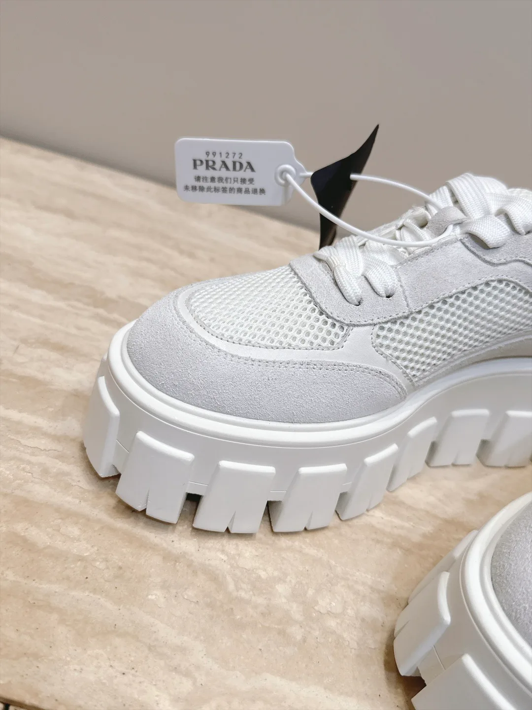 Кроссовки Женские Prada 17801702