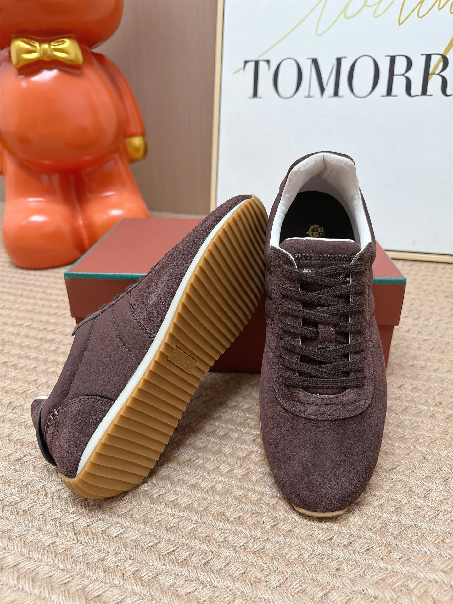 Кроссовки Женские Loro Piana 18239749