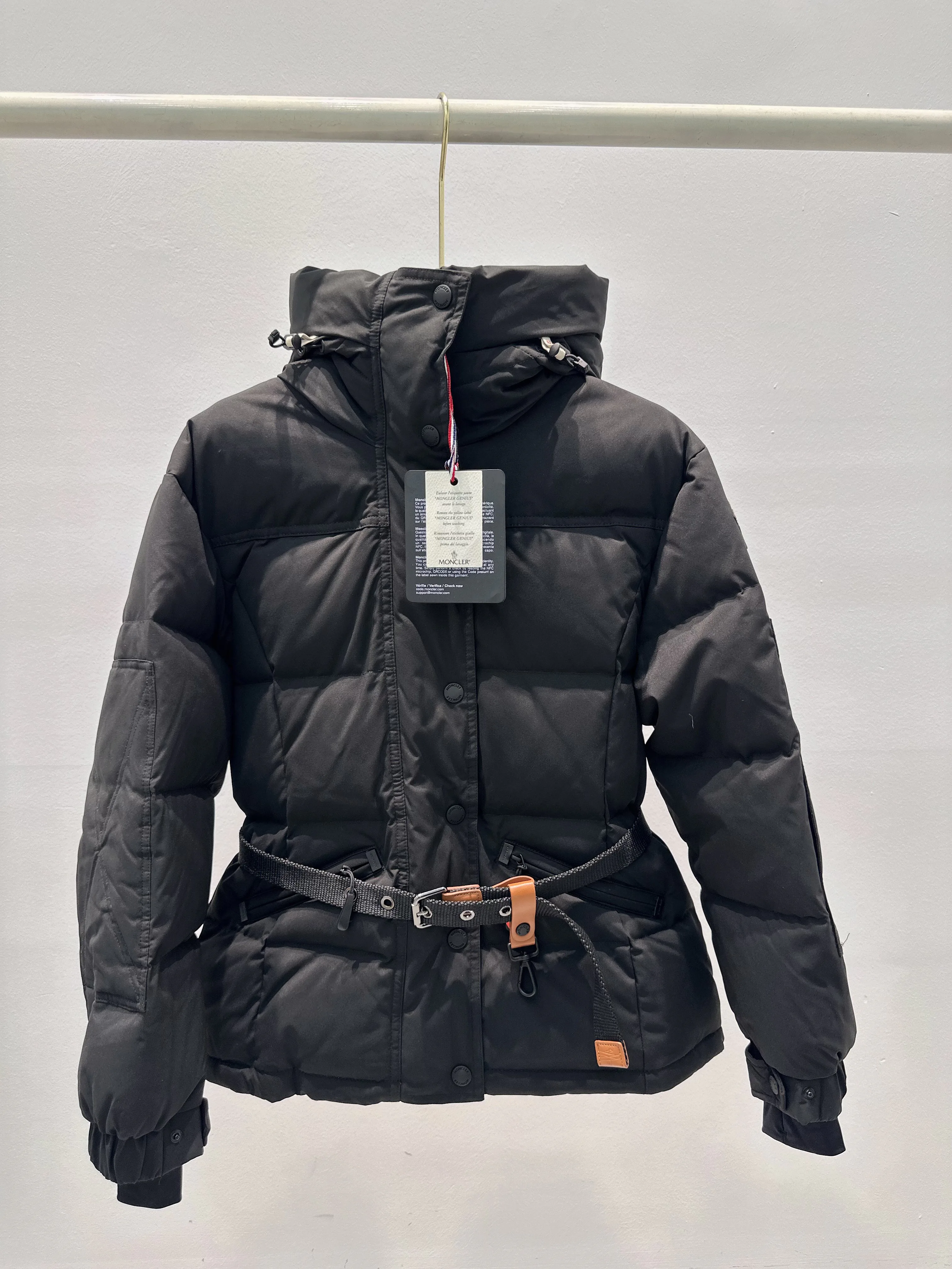 Куртки И Пуховики Женские Moncler 18710268