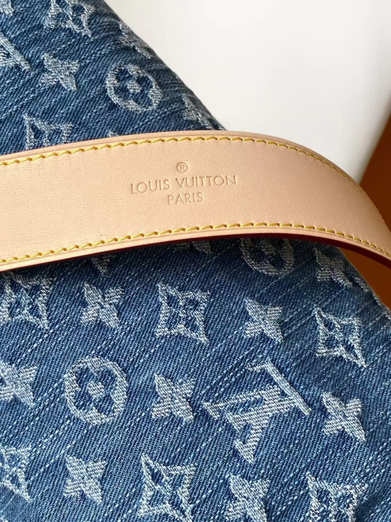 Классические Сумки Женские Louis Vuitton 17806365
