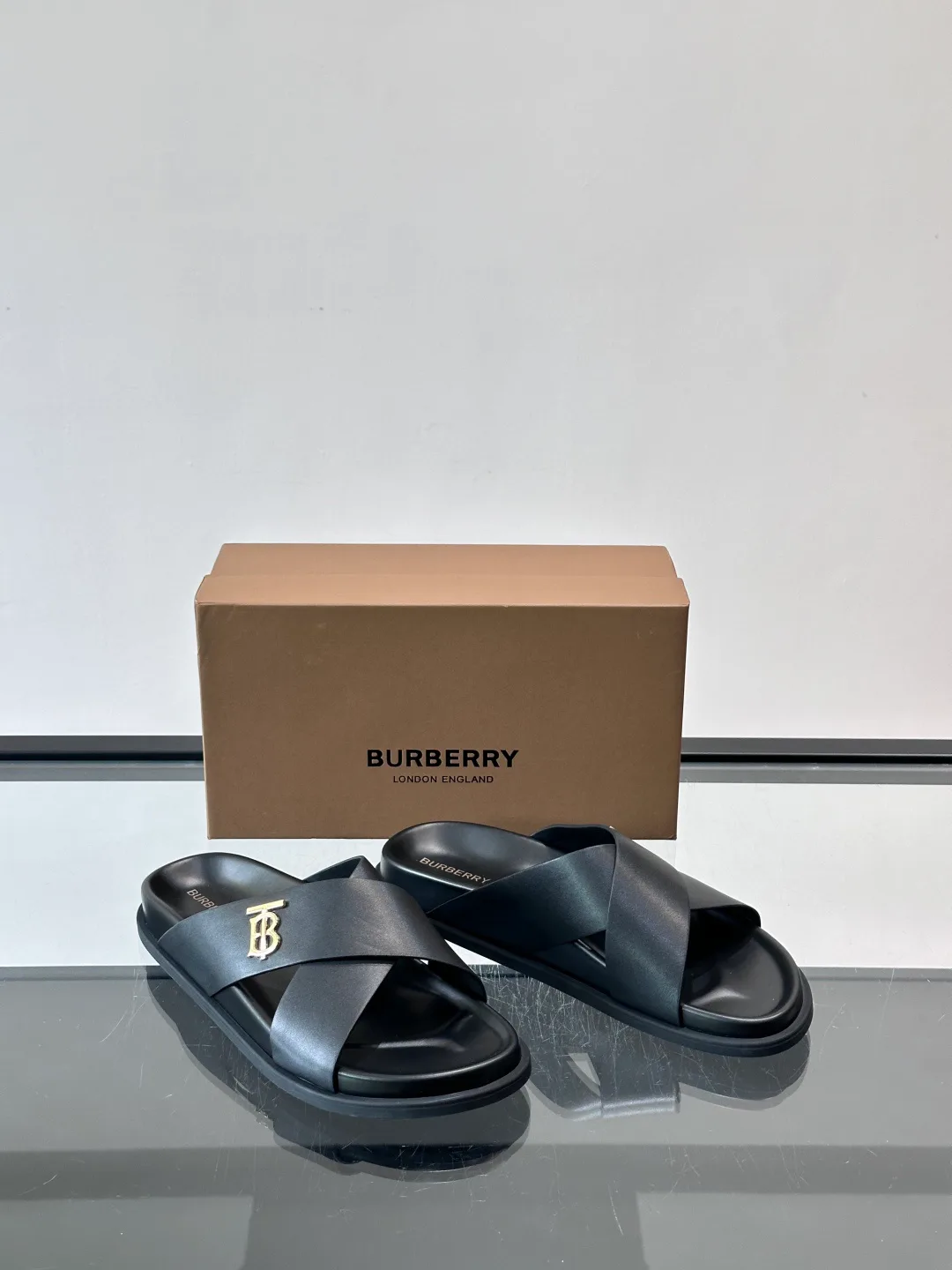 Сандалии Мужские Burberry 13546902