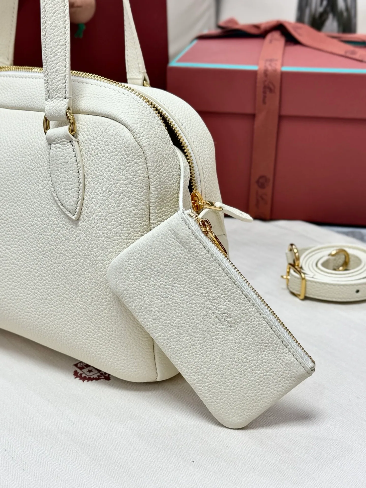 Классические Сумки Женские Loro Piana 11472676