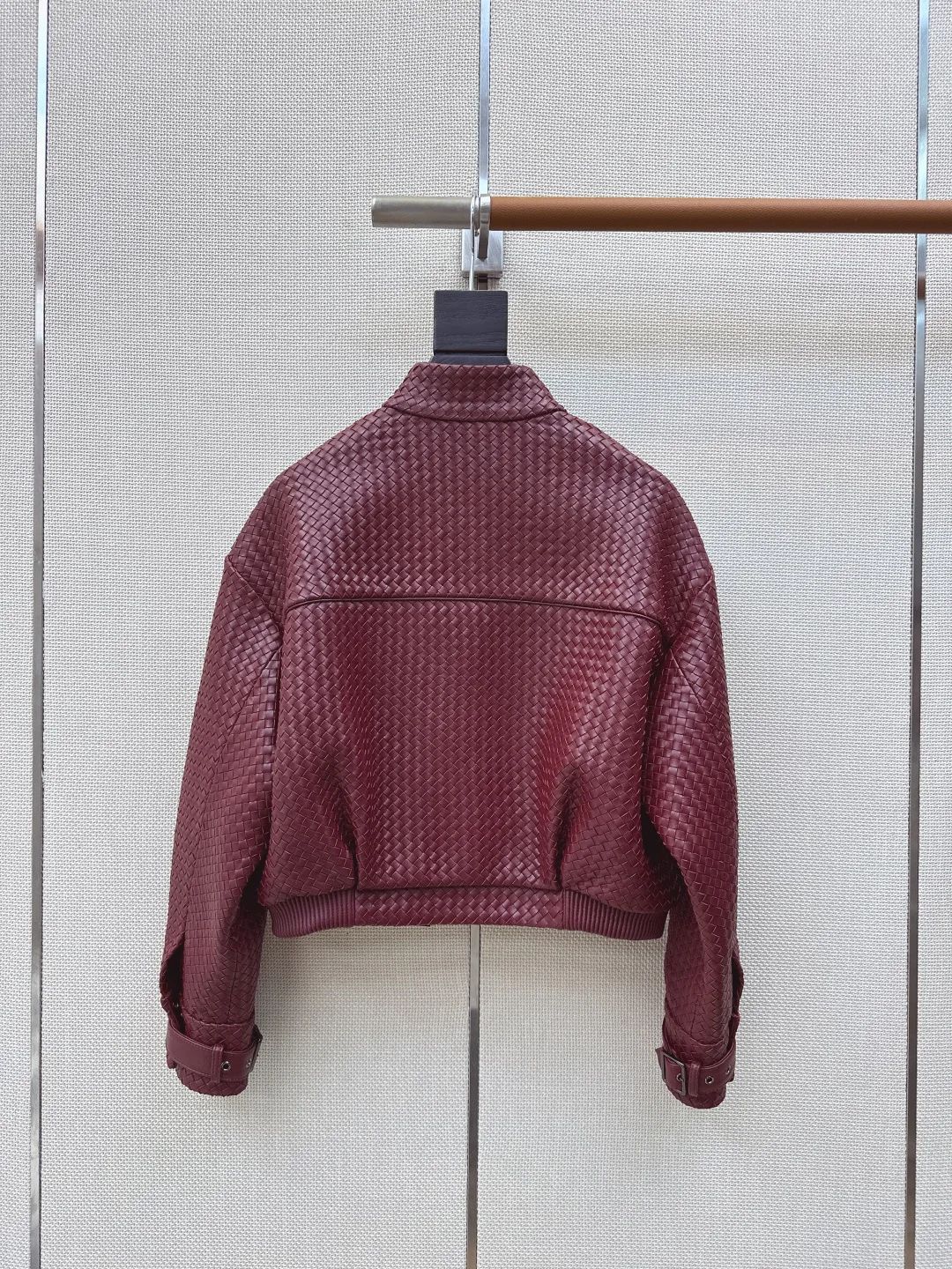Кожаные Куртки И Дублёнки Женские Bottega Veneta 11527585