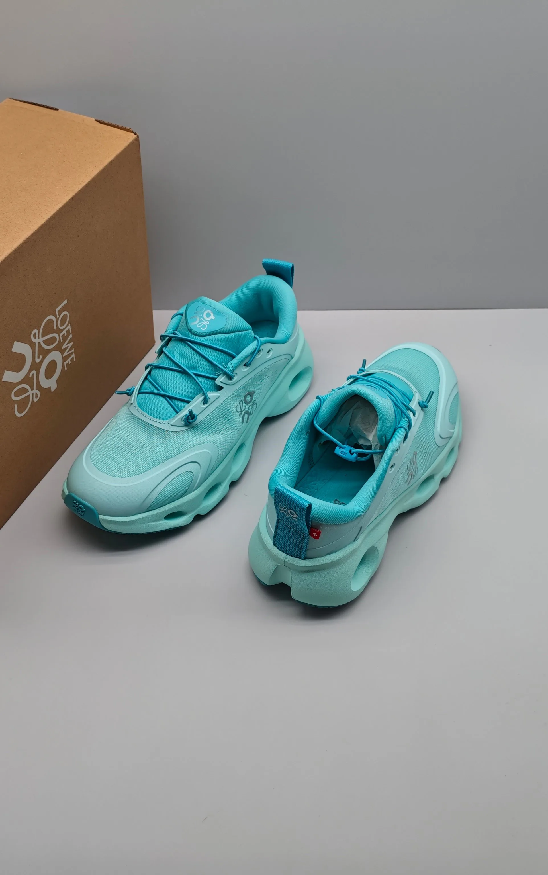 Кроссовки Женские Loewe 13194000