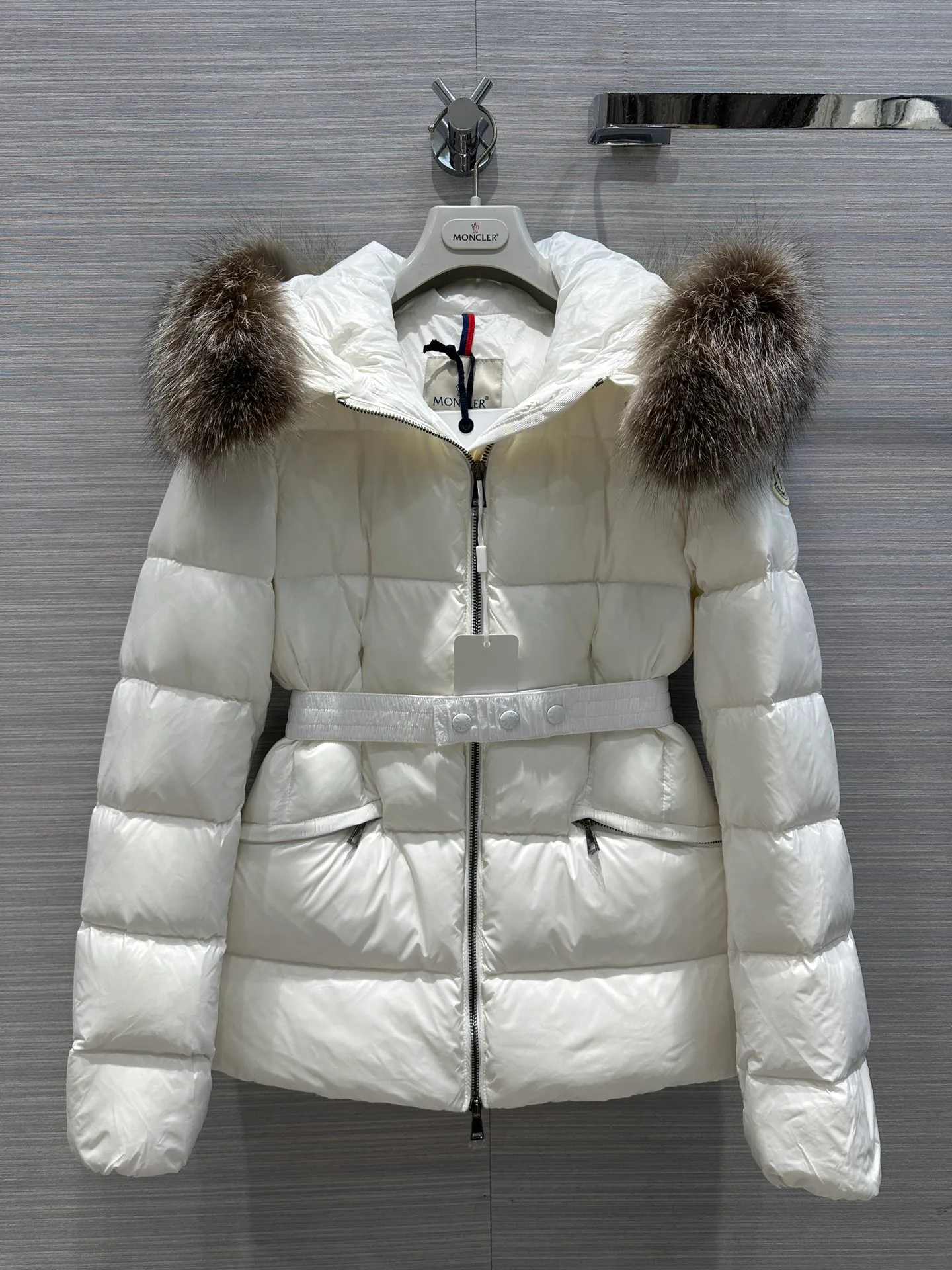 Куртки И Пуховики Женские Moncler 18130054