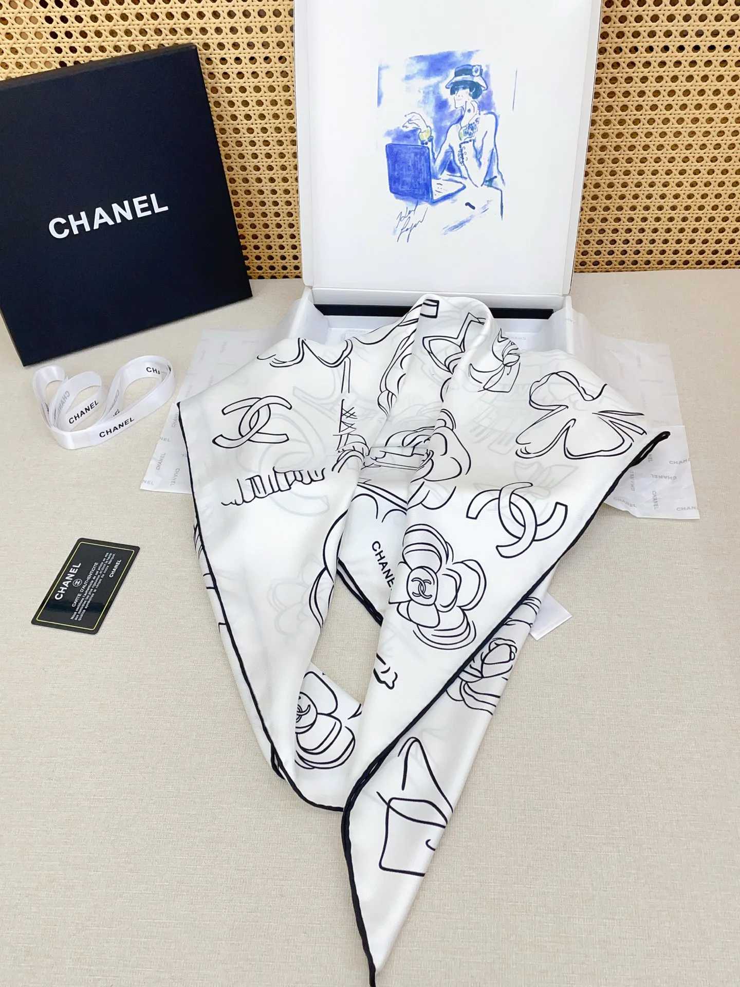 Платки Chanel 13119769