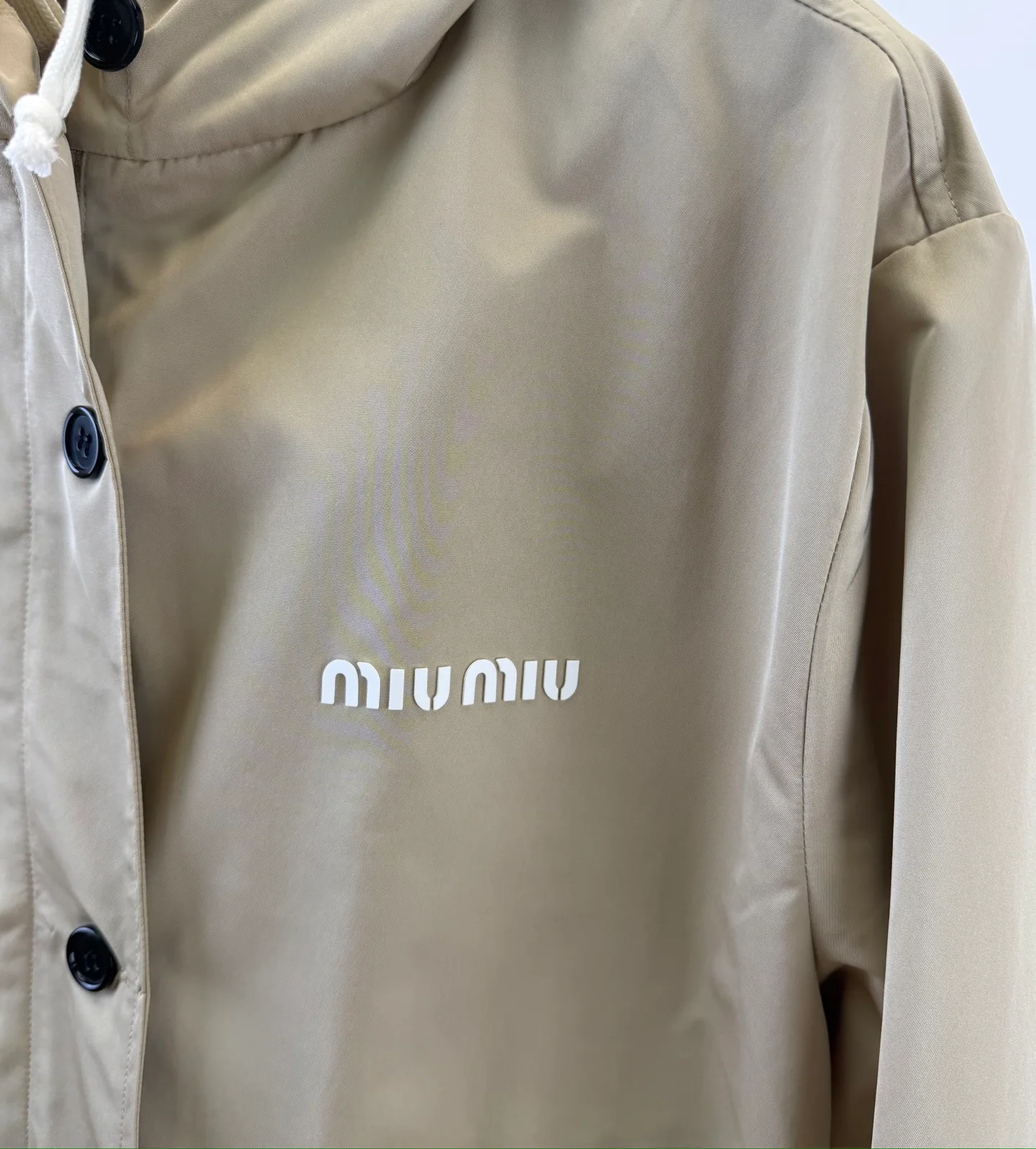 Куртки И Пуховики Женские Miu Miu 18524962