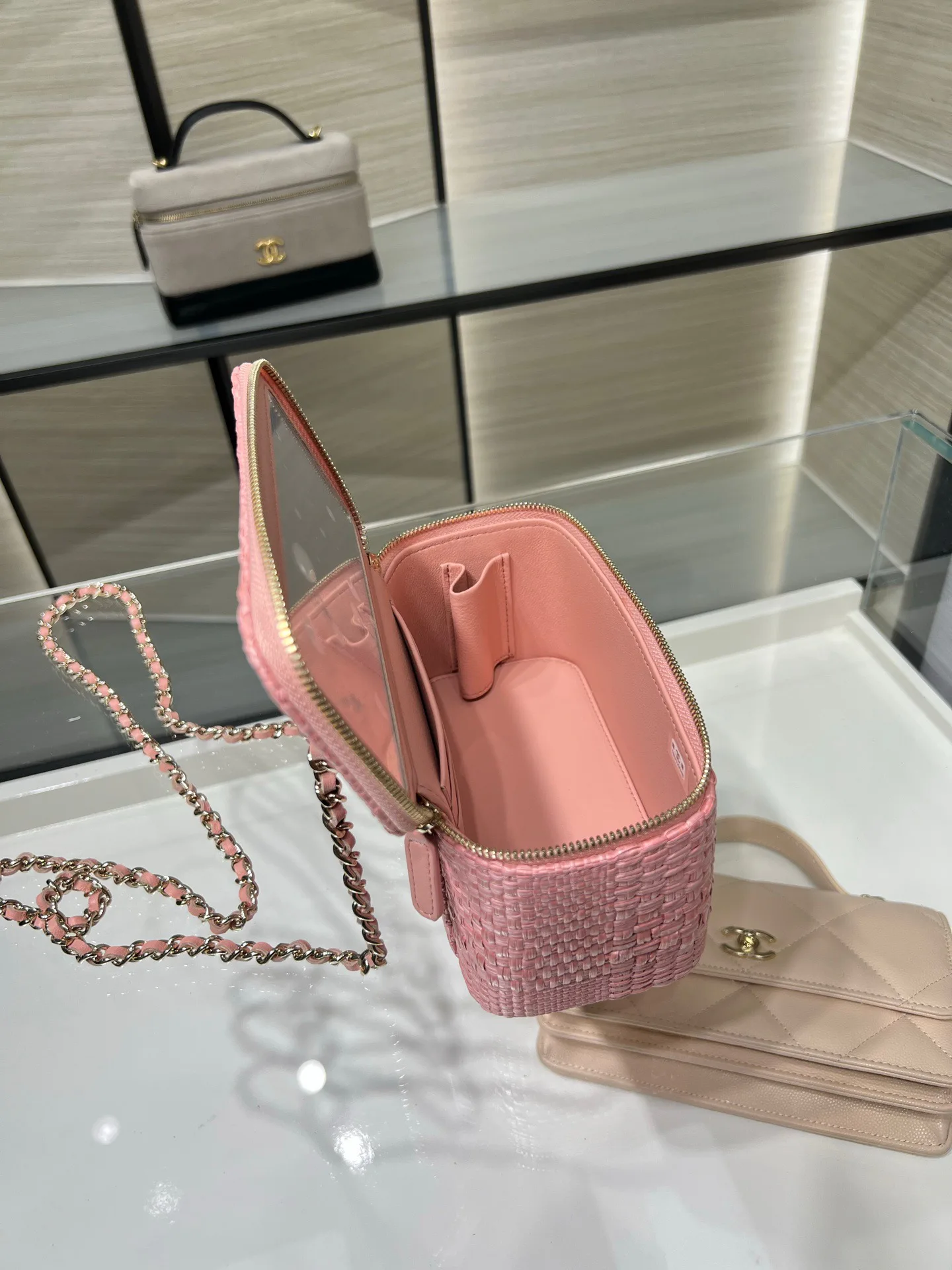 Классические Сумки Женские Chanel 17827285