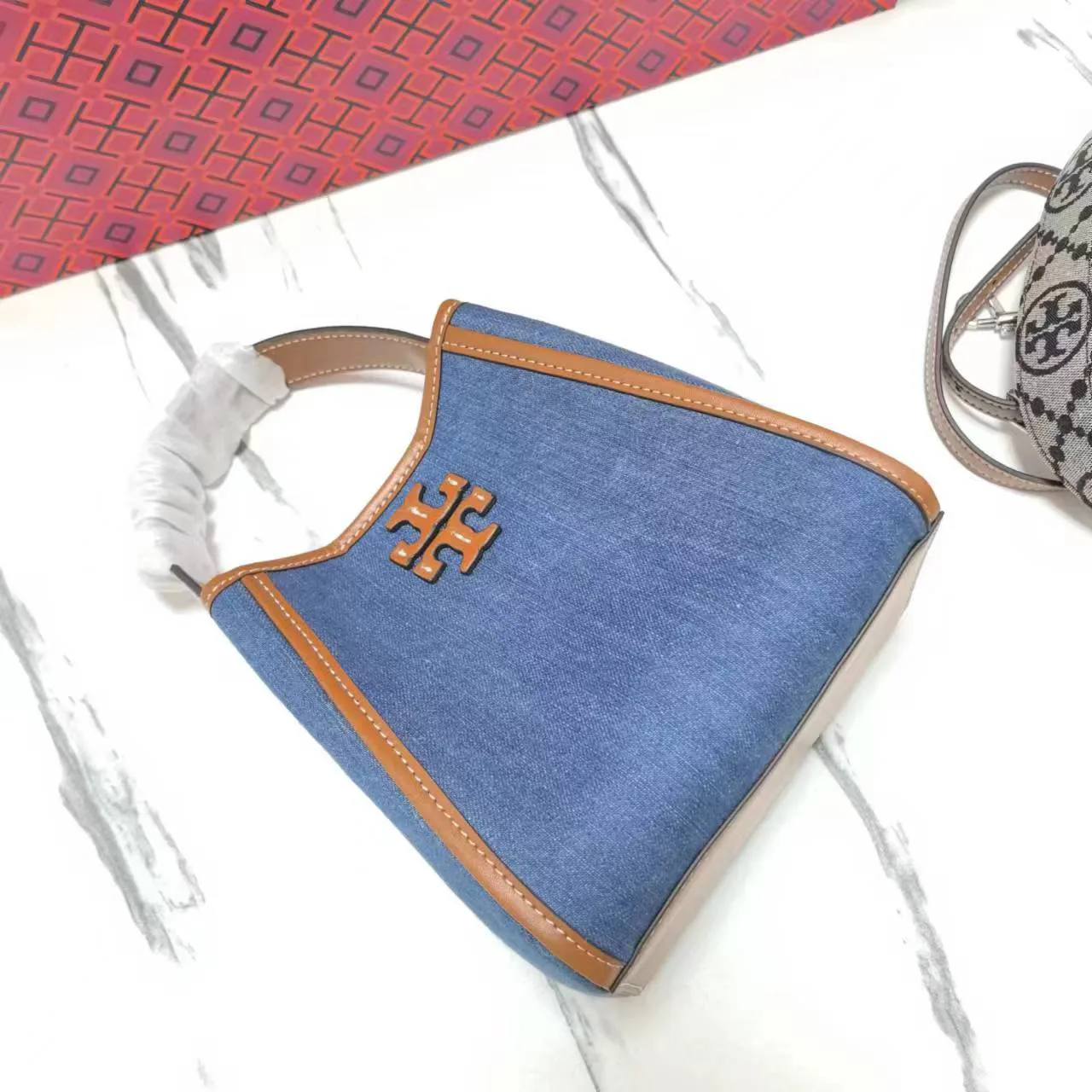 Классические Сумки Женские Tory Burch 14559