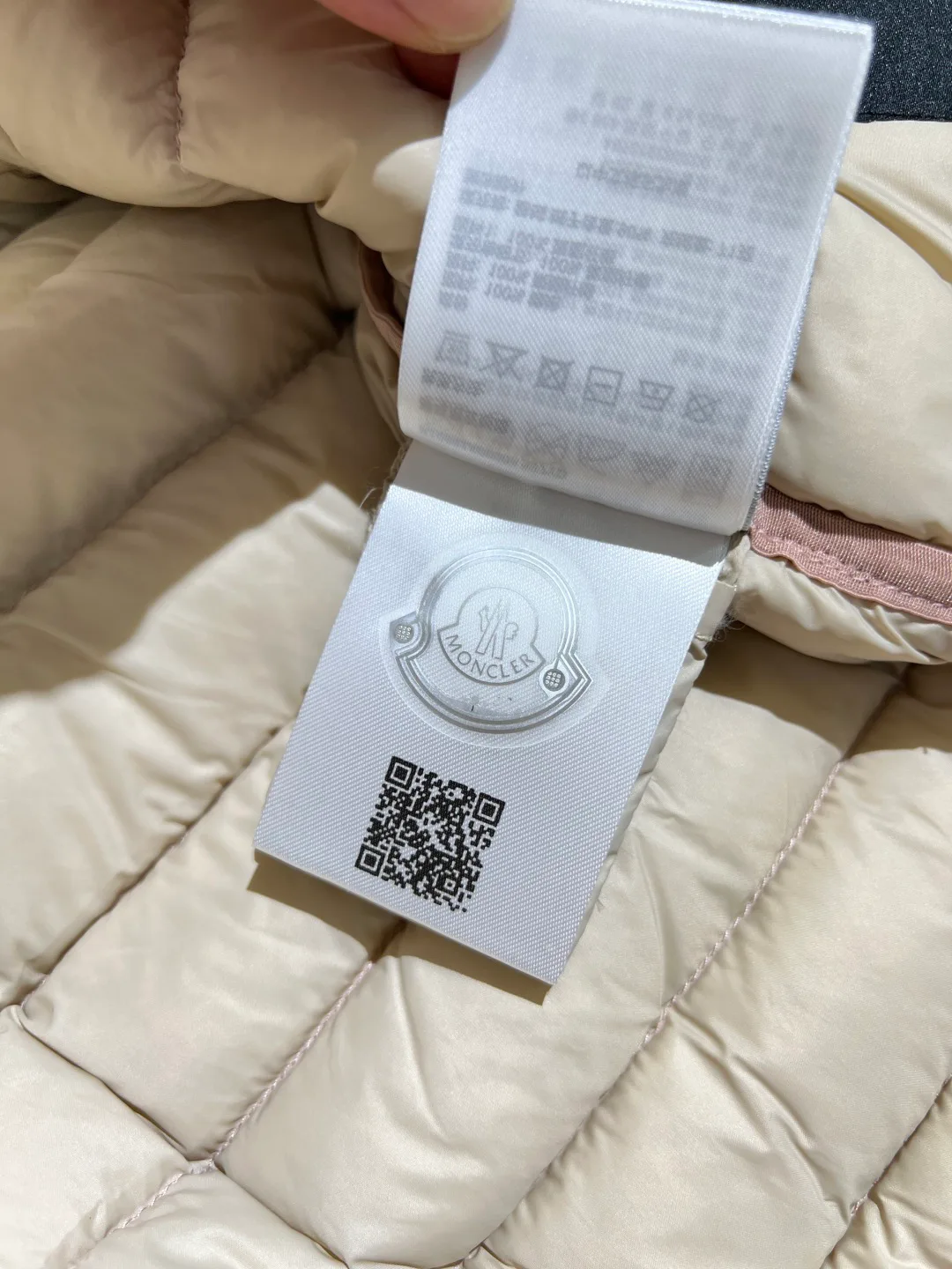 Куртки И Пуховики Женские Moncler 19725232