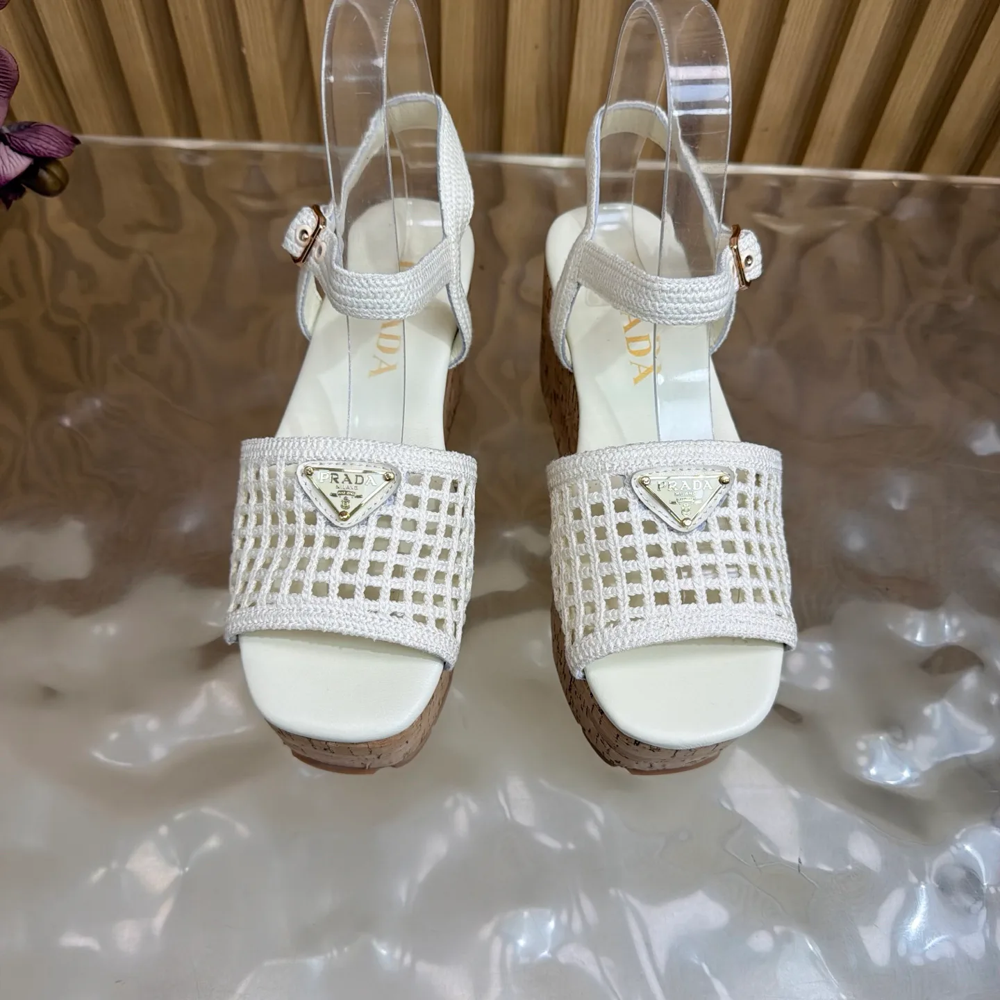 Босоножки Женские Prada 18170310