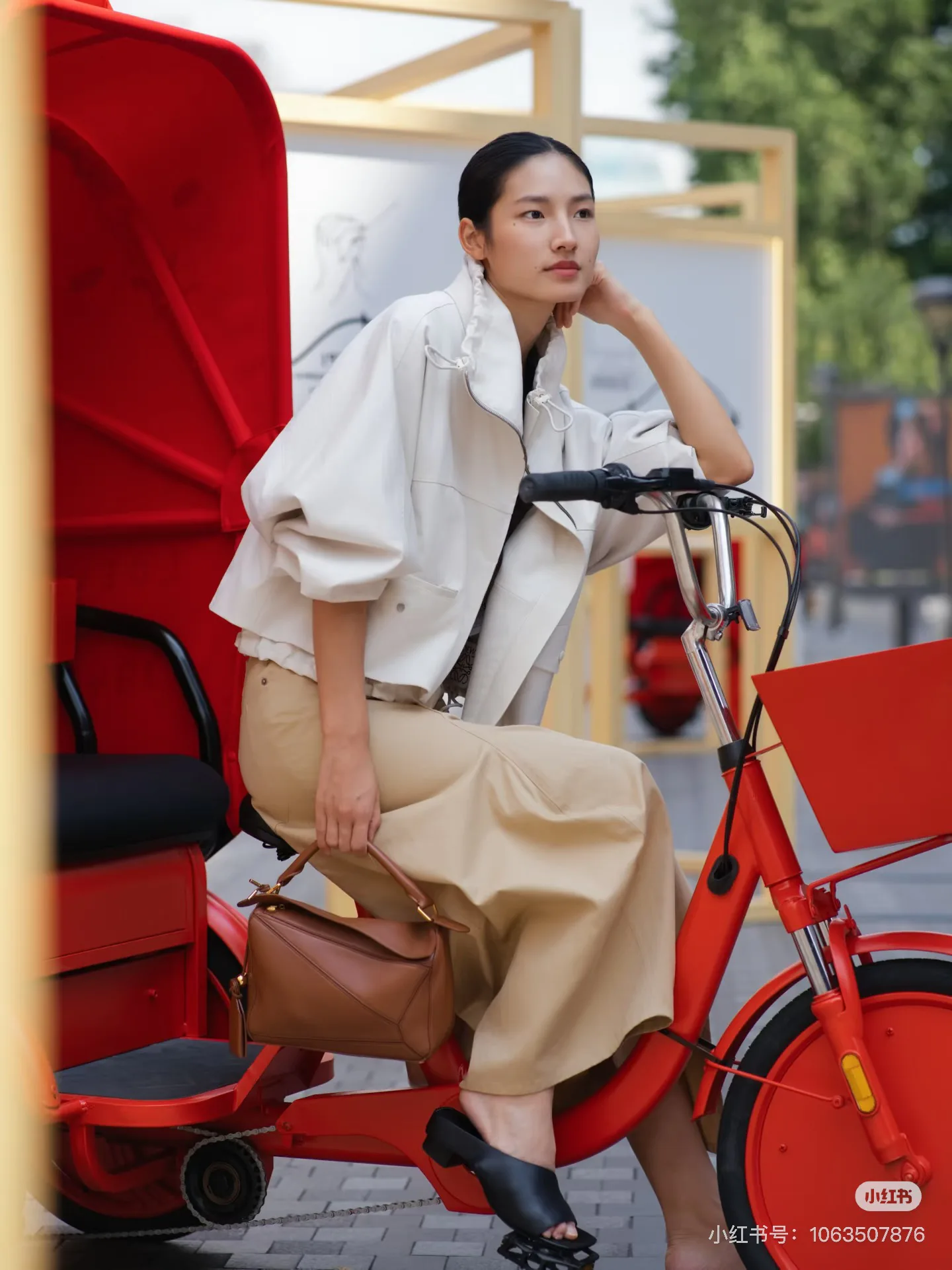 Куртки И Пуховики Женские Loewe 18710137