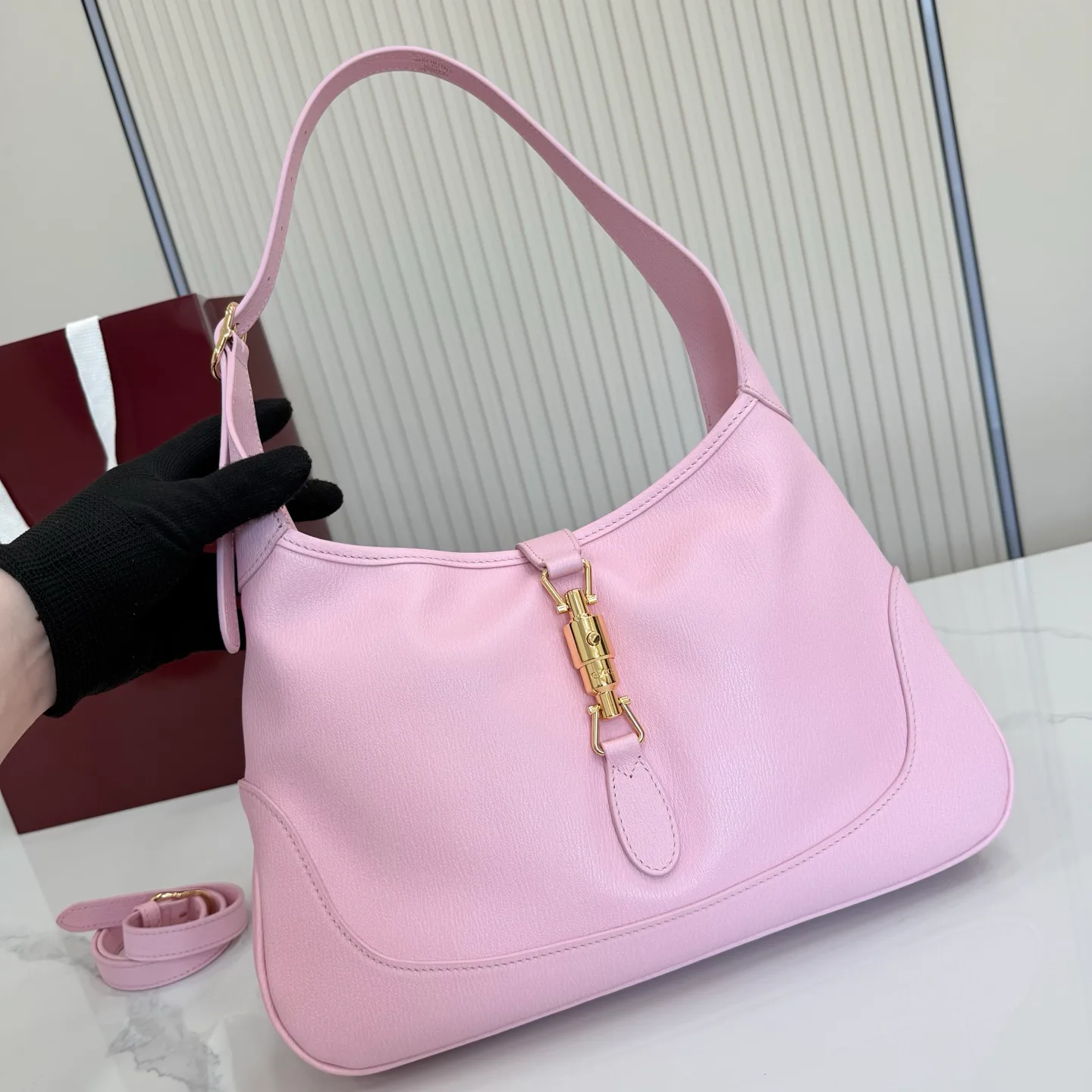 Классические Сумки Женские Gucci 17243050