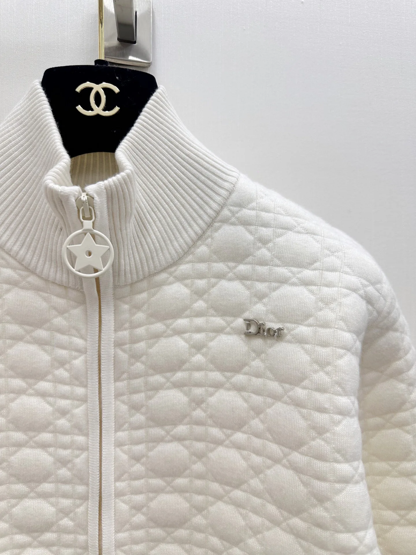 Куртки И Пуховики Женские Christian Dior 18761628
