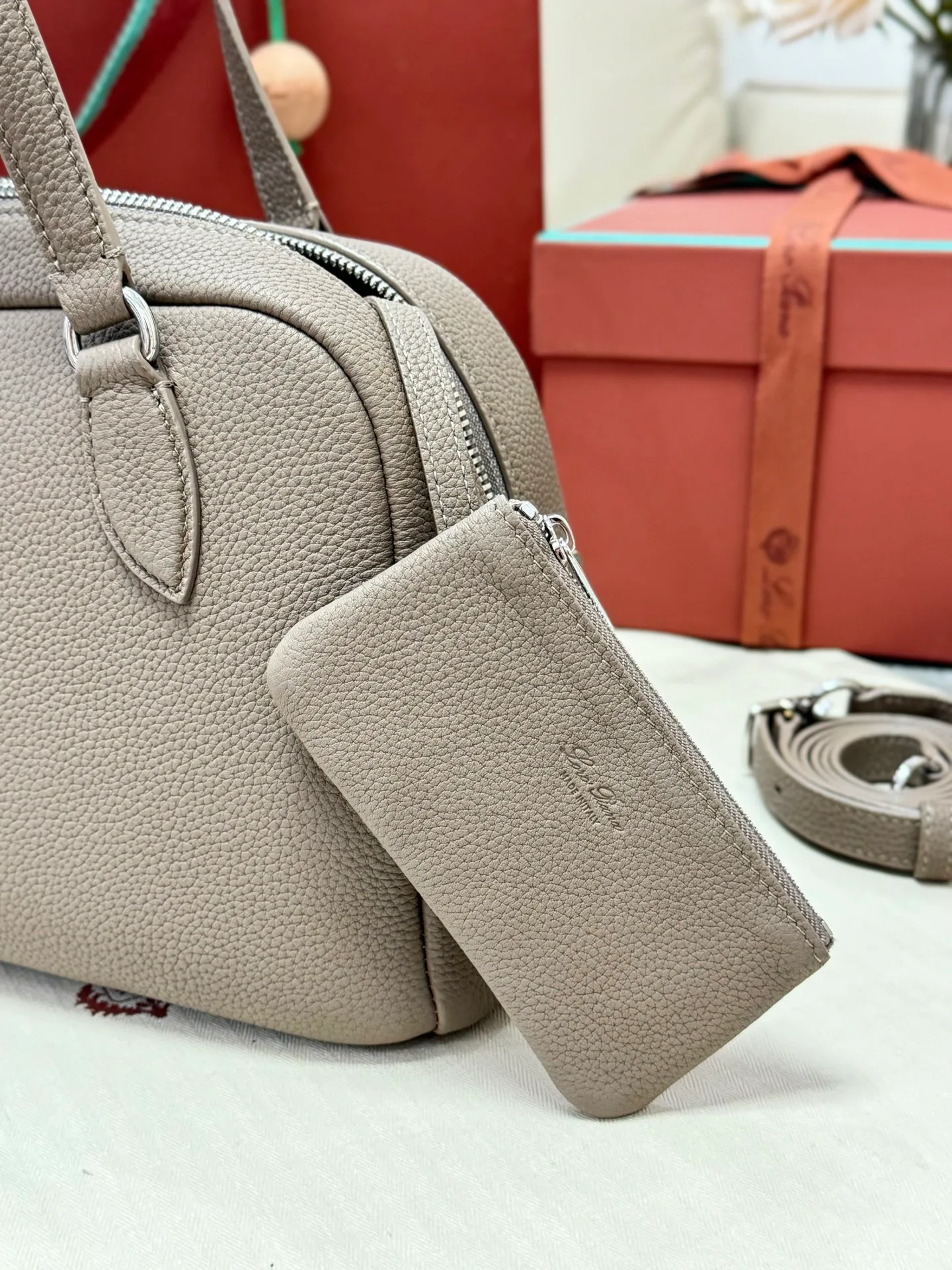Классические Сумки Женские Loro Piana 11472682