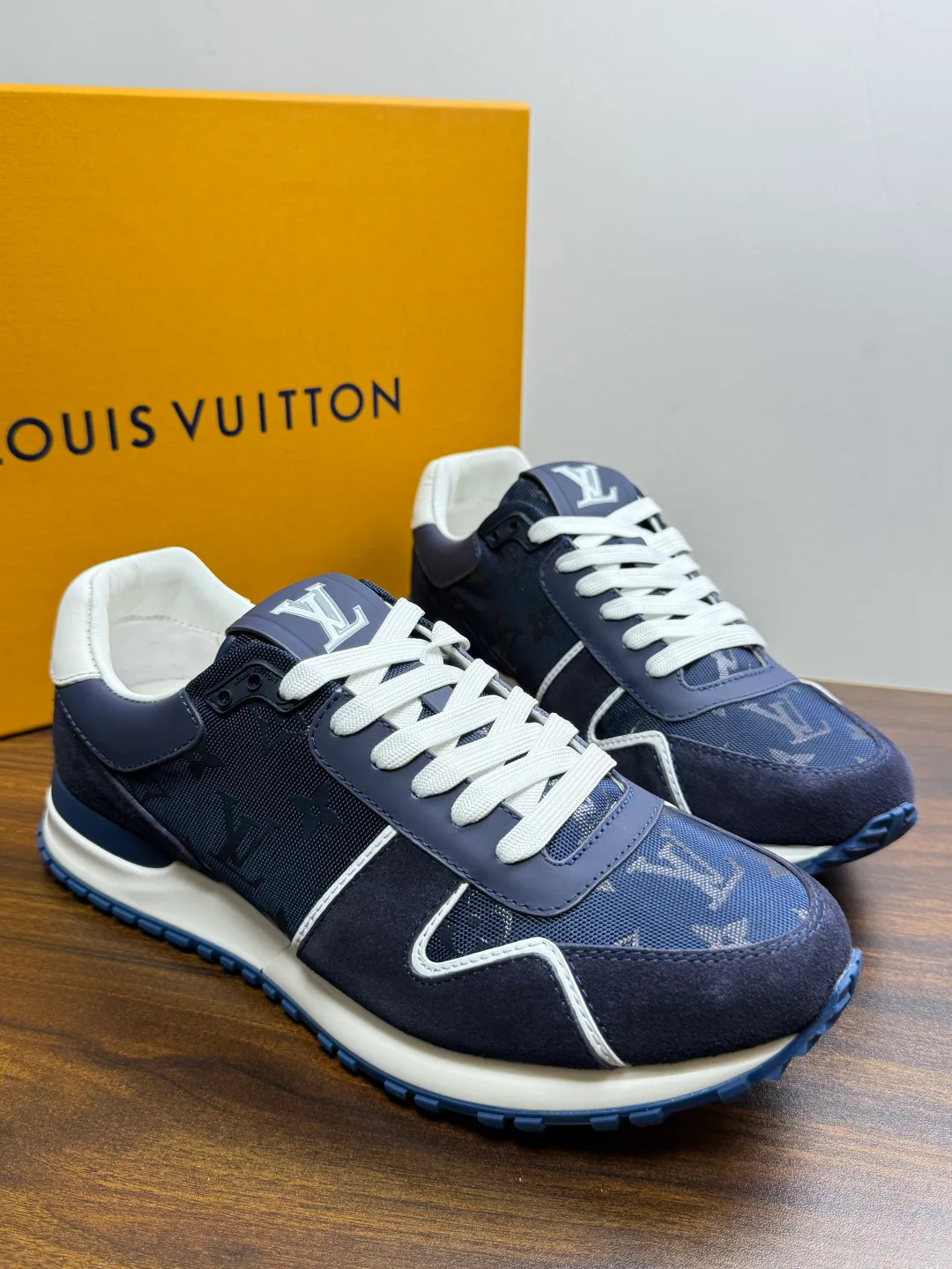 Кроссовки Мужские Louis Vuitton 20143426