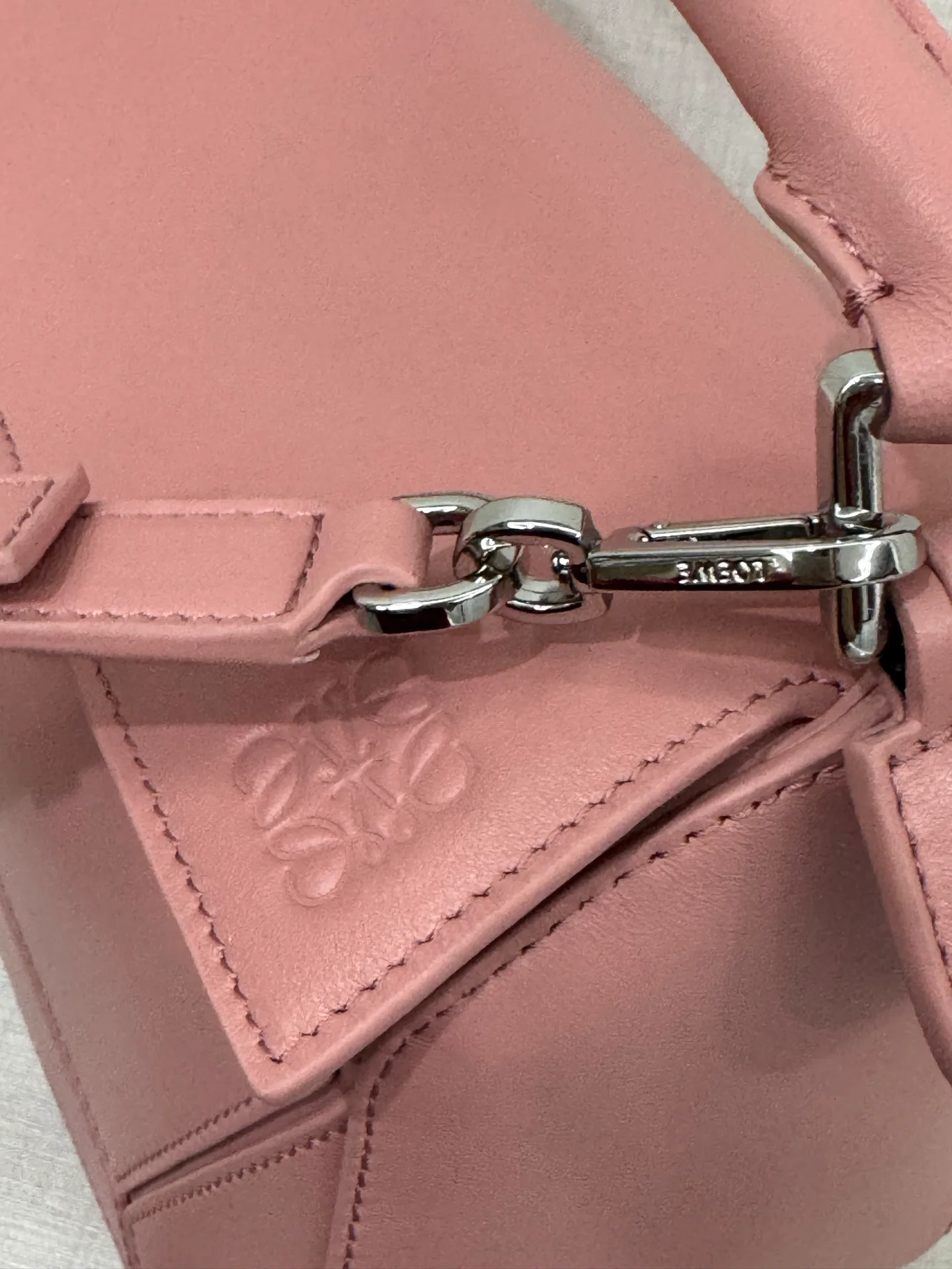 Классические Сумки Женские Loewe 5029632