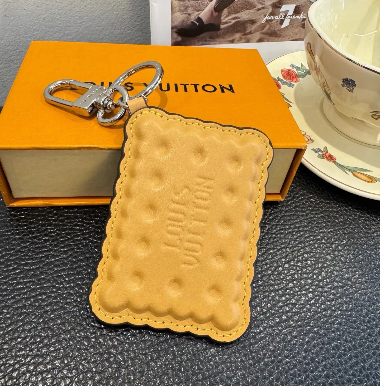 Ключницы Louis Vuitton 18013297