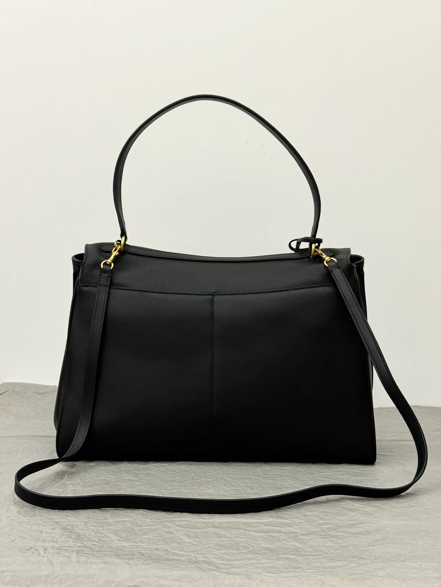 Сумки На Ремне Женские Balenciaga 4108