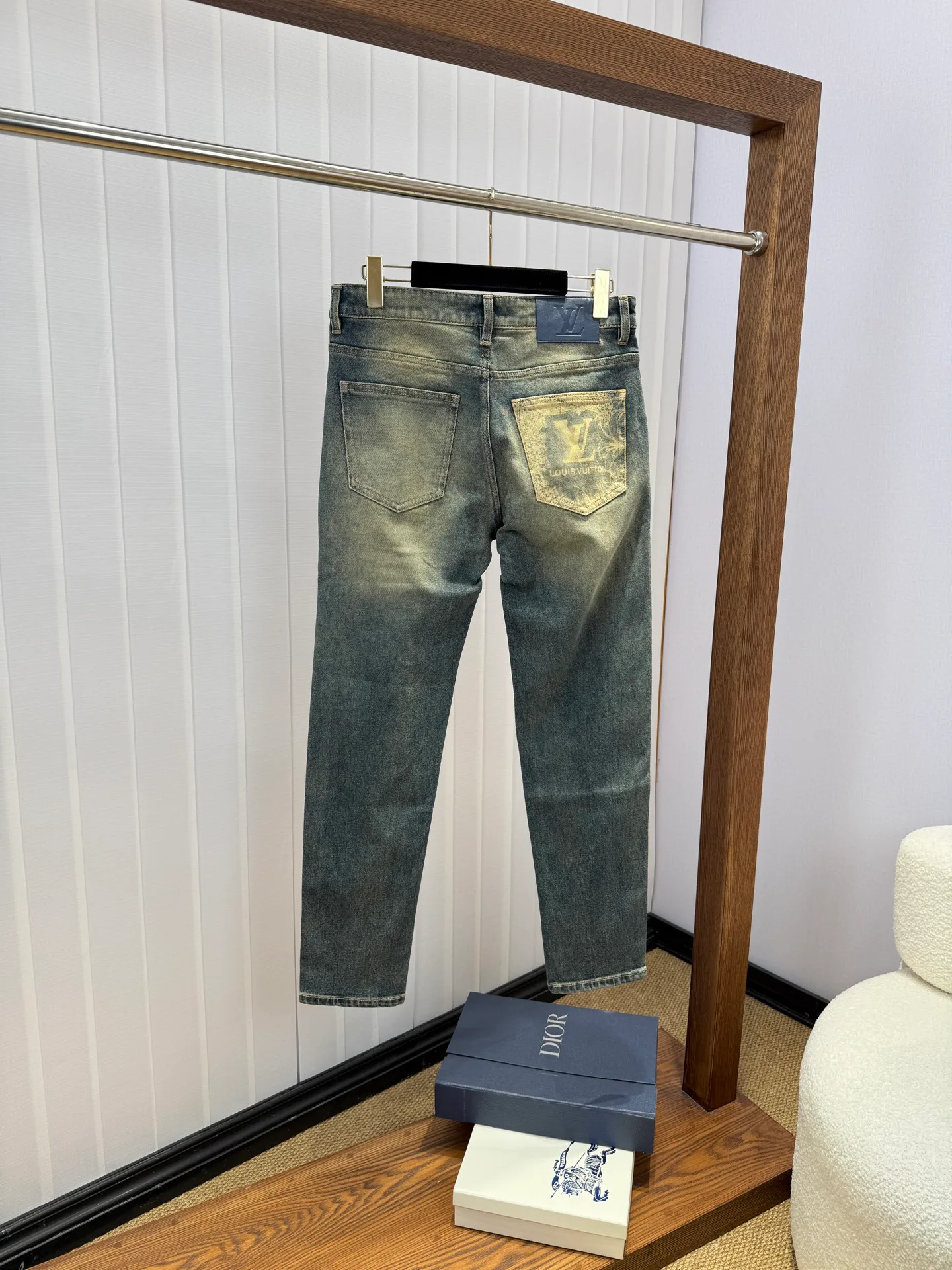 Джинсы Мужские Louis Vuitton 18029773