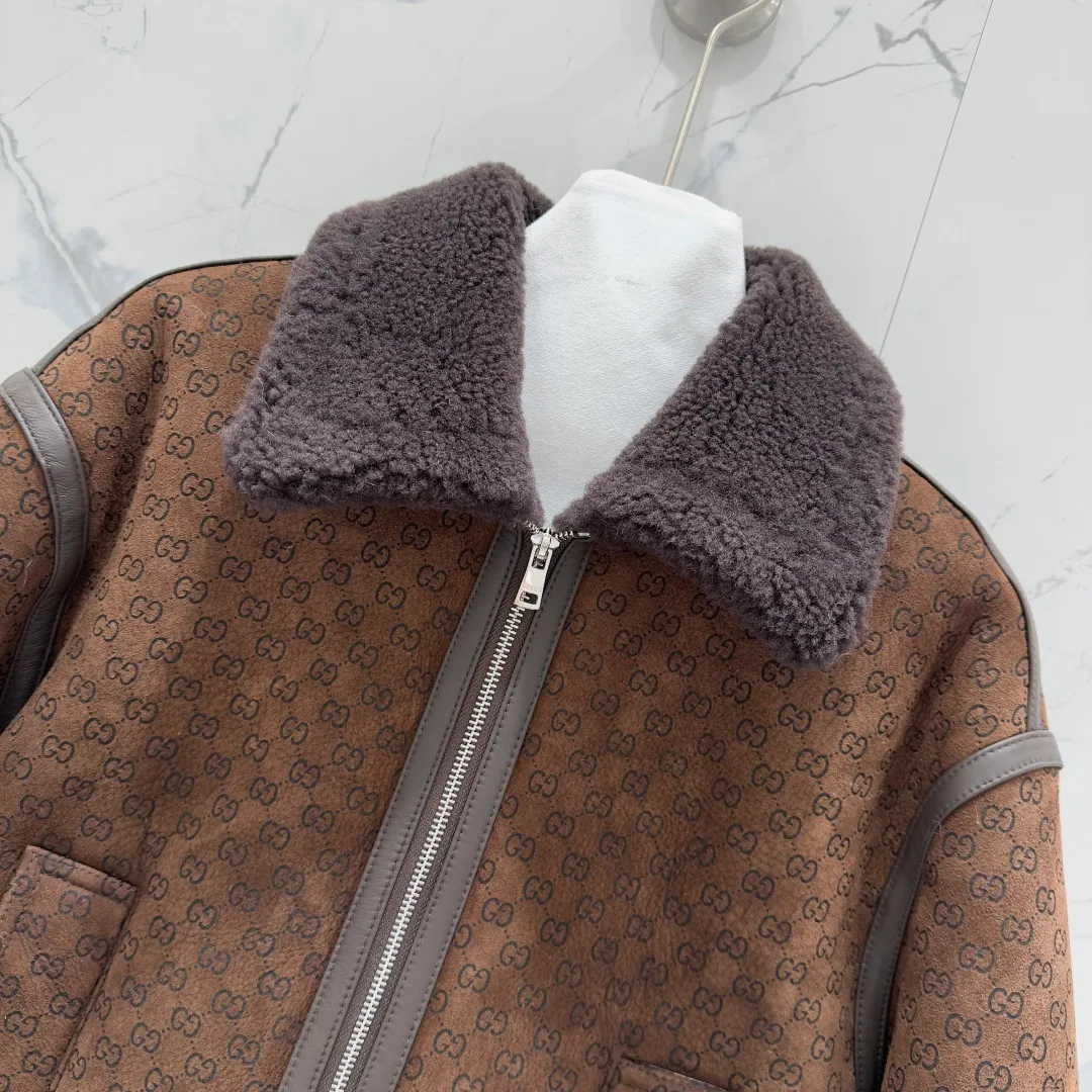 Кожаные Куртки И Дублёнки Женские Gucci 1824213
