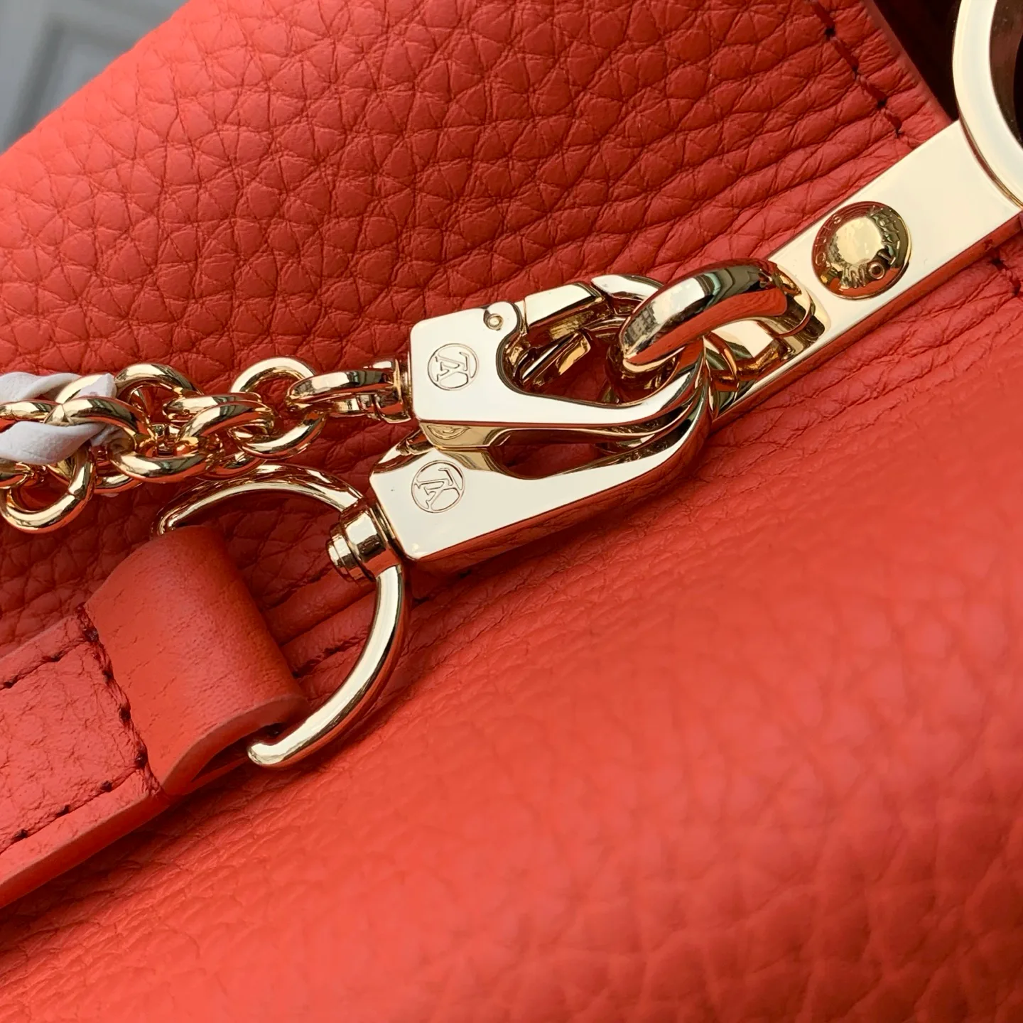 Классические Сумки Женские Louis Vuitton 18147582