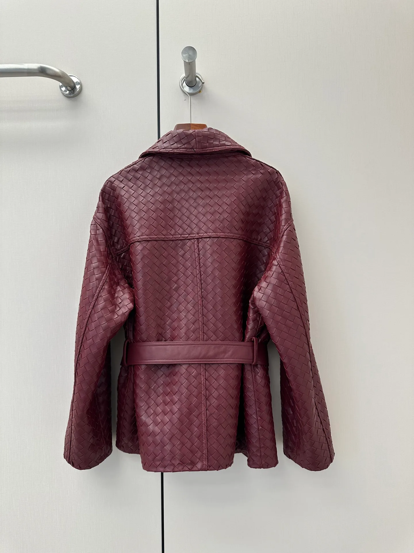 Кожаные Куртки И Дублёнки Женские Bottega Veneta 17817601