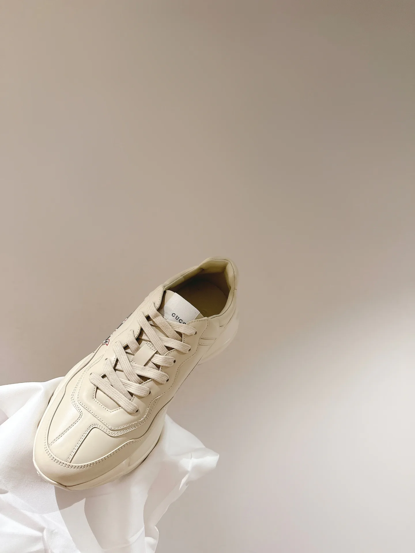 Кроссовки Женские Gucci 10199636