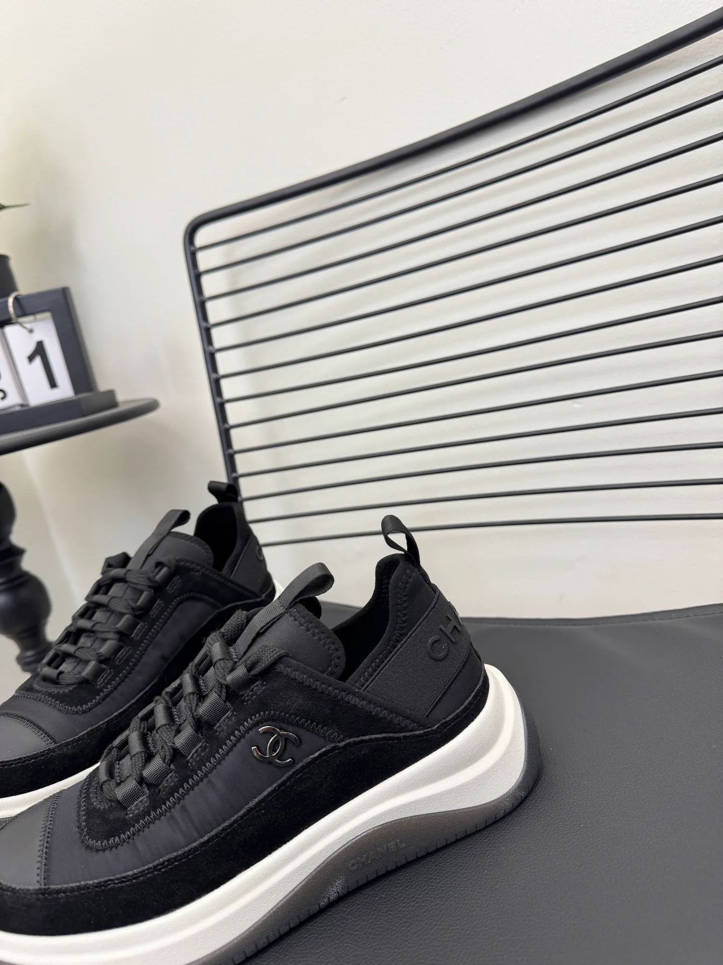 Кроссовки Женские Chanel 11494640