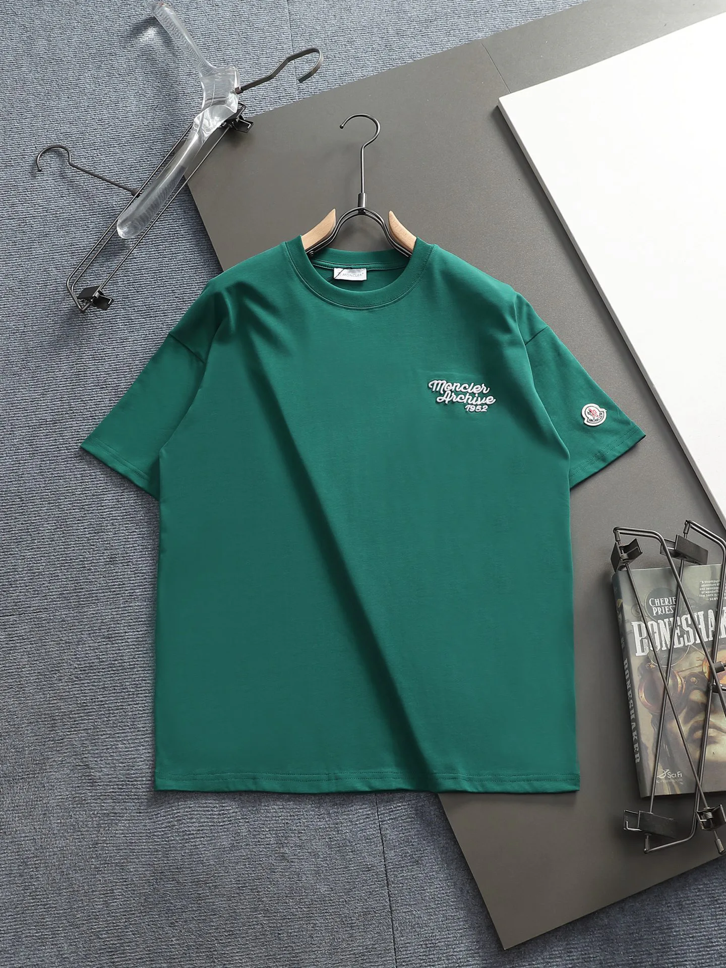 Футболки Женские Moncler 11448099