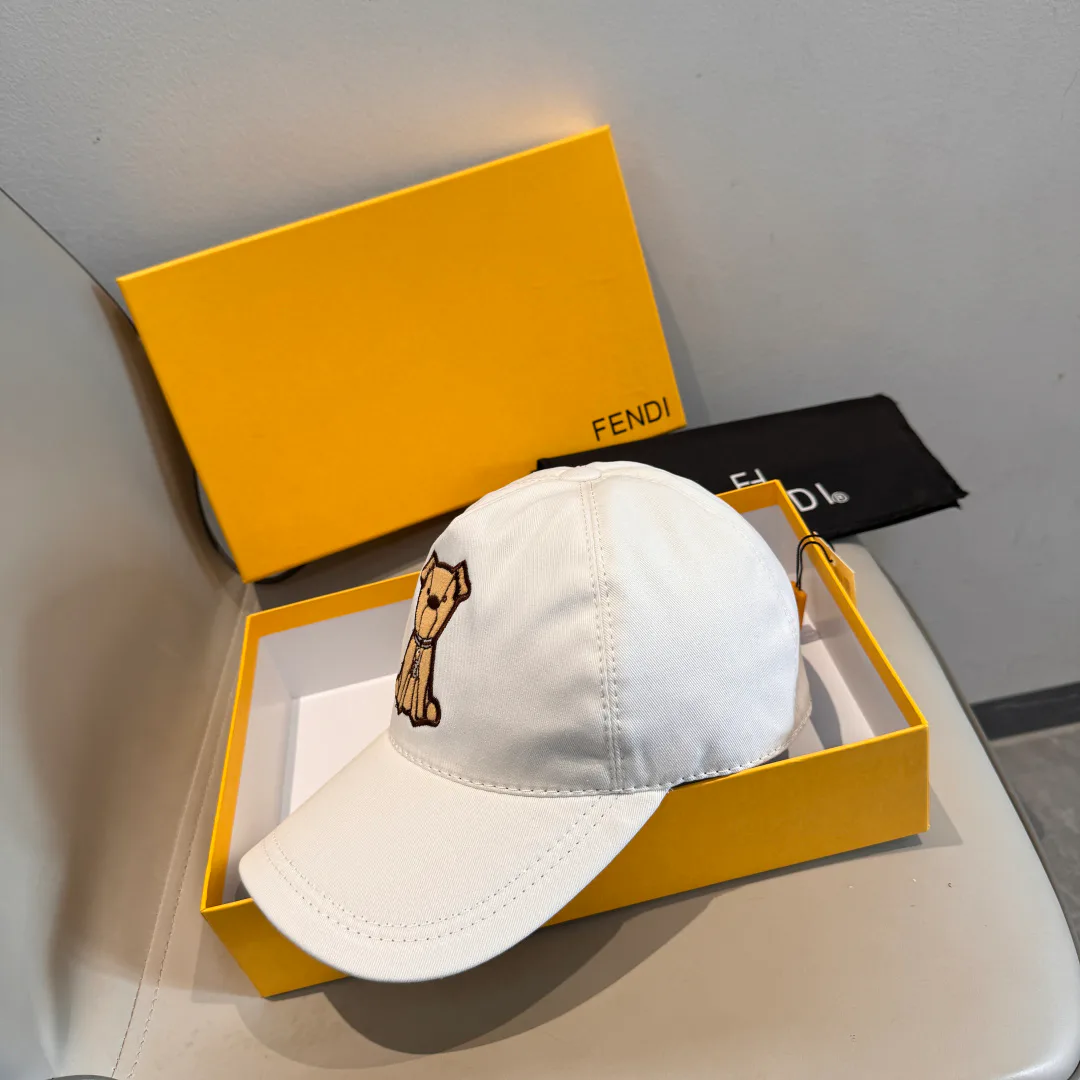 Головные Уборы Fendi 17515237
